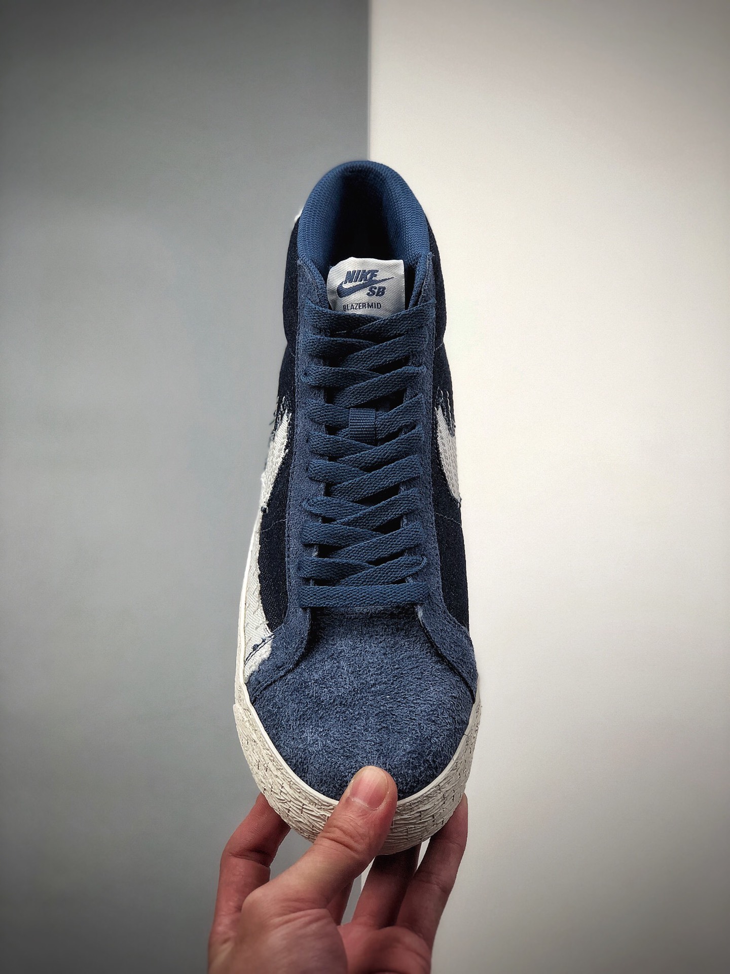 200 Nike SB Zoom Blazer Mid PRM 王一博同款开拓者高帮休闲运动板鞋 CT0715-400