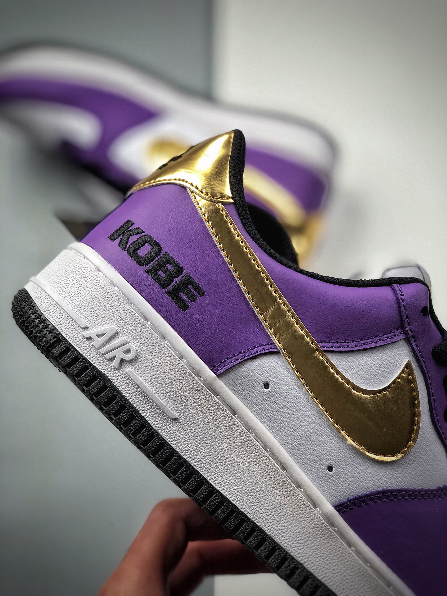 190  公司级 内置全掌air sole气垫耐克Nike Air Force 1 '07空军一号 AQ8741-609