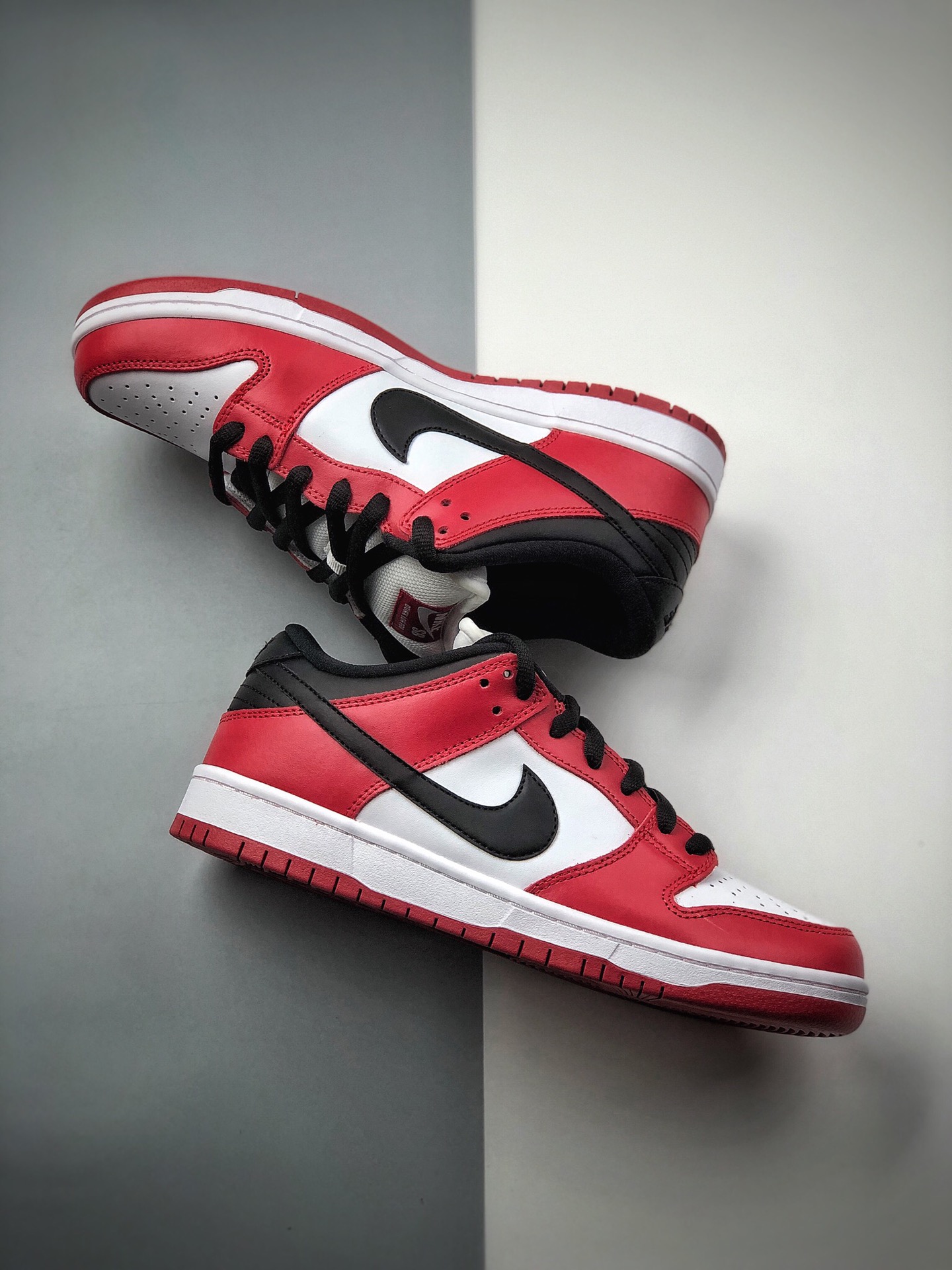 270 目前最优版本 耐克 NIKE 耐克SB低帮板鞋 芝加哥 Nike SB Dunk Low J-Pack “Shadow” 芝加哥 917567-641