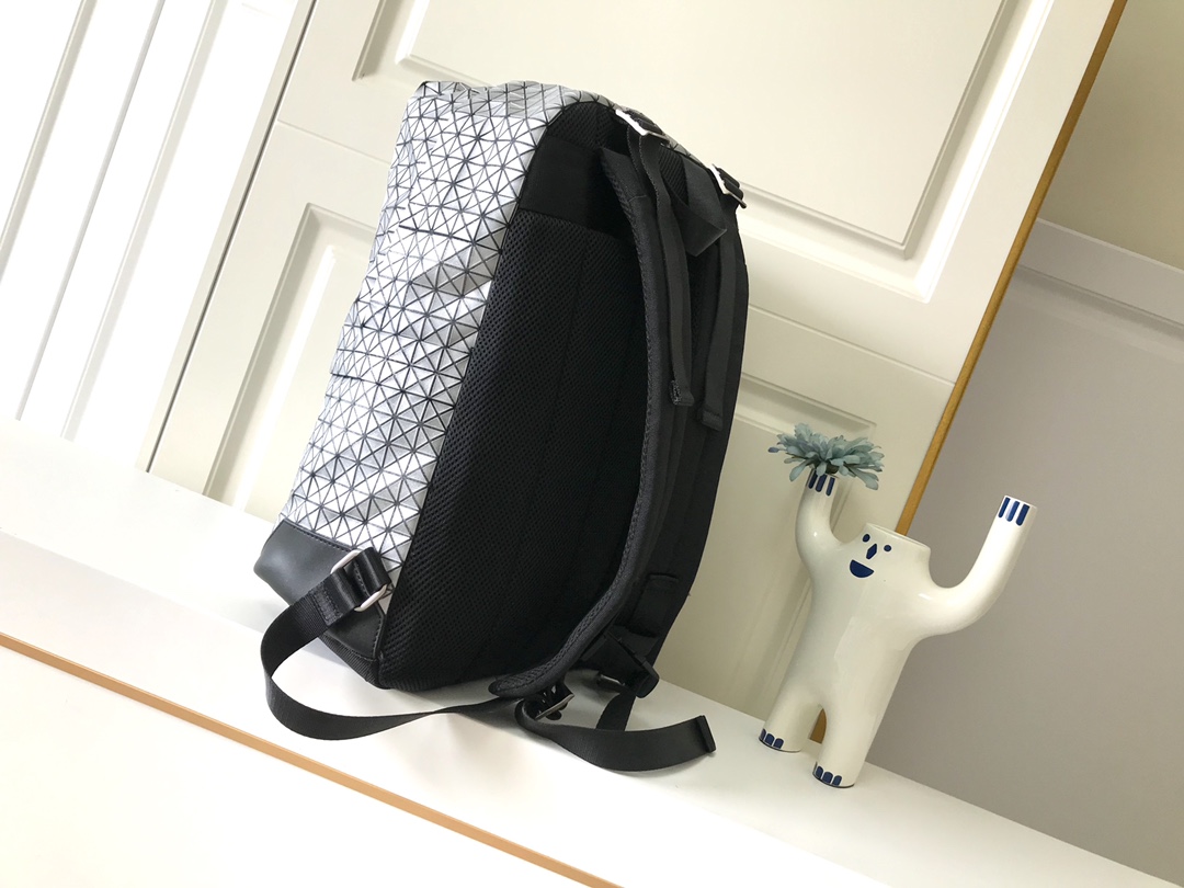 ISSEY MIYAKE KURO SERIES
