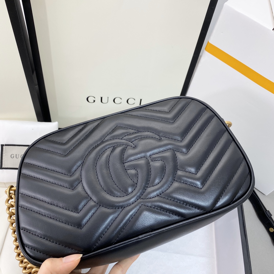 Givenchy /430 两个尺寸