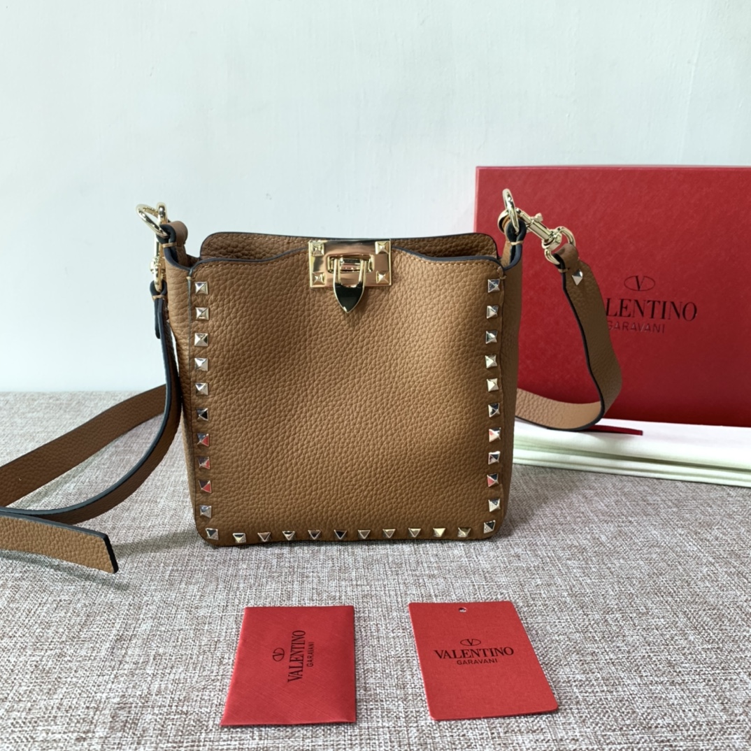 Valentino Bags Handbags Online China
 Platinum Calfskin Cowhide Garavani Rockstud Mini