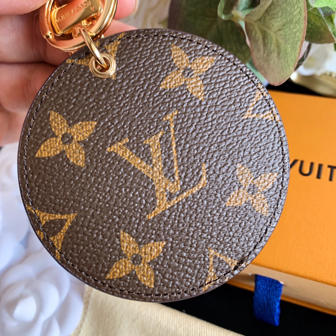 Louis Vuitton 新款 LOUIS VUITTON 夏季新款 钥匙扣 包包挂件