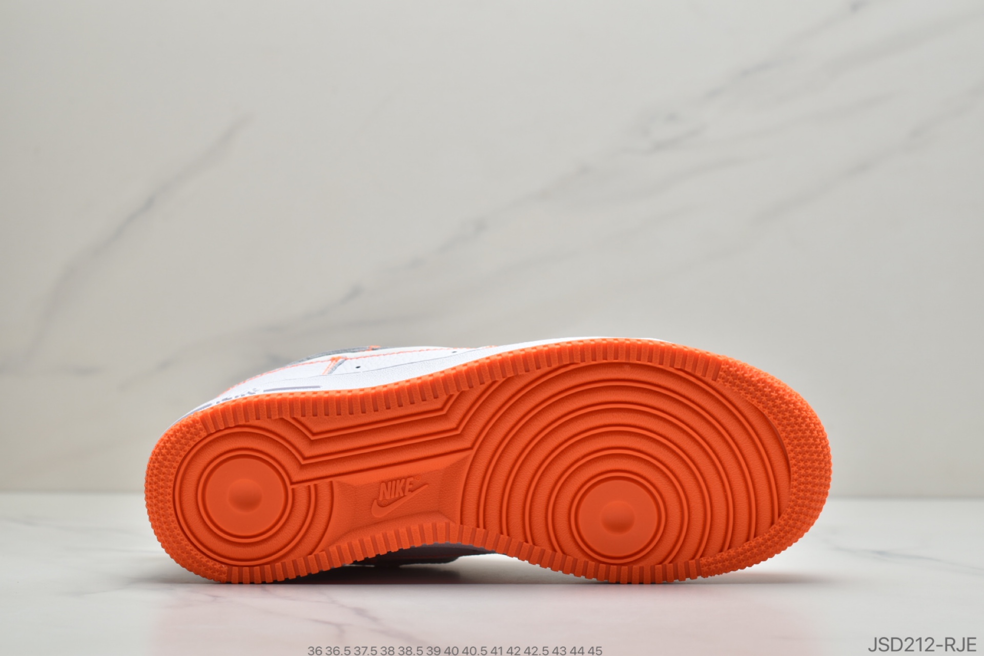 200 公司级 耐克Air Force 1 Premium “Mirinda Orange”空军一号典经板鞋“美年达” CV3039-103