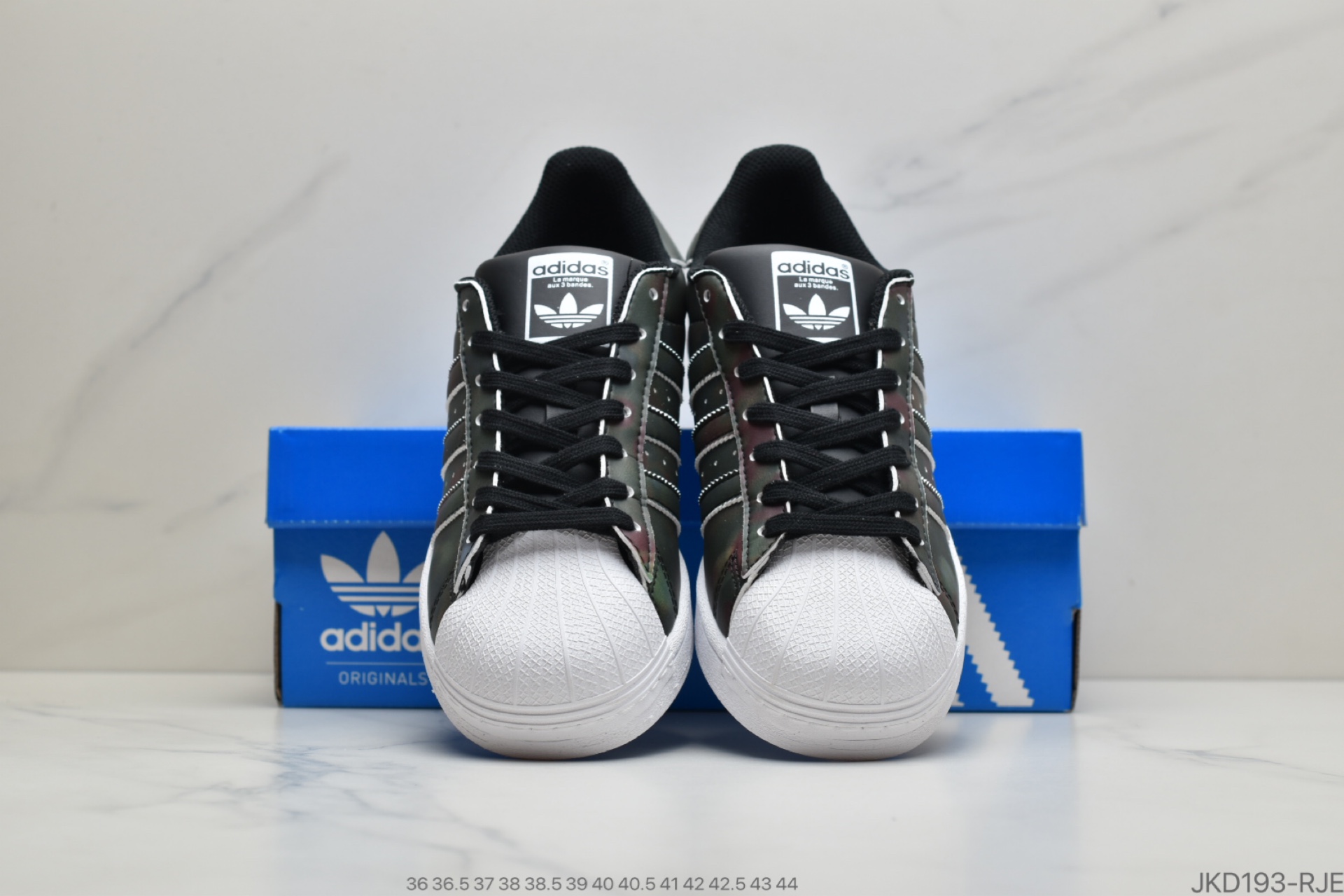 160 adidas三叶草 Originals Superstar 变色贝壳头经典百搭休闲运动板鞋ZF6610