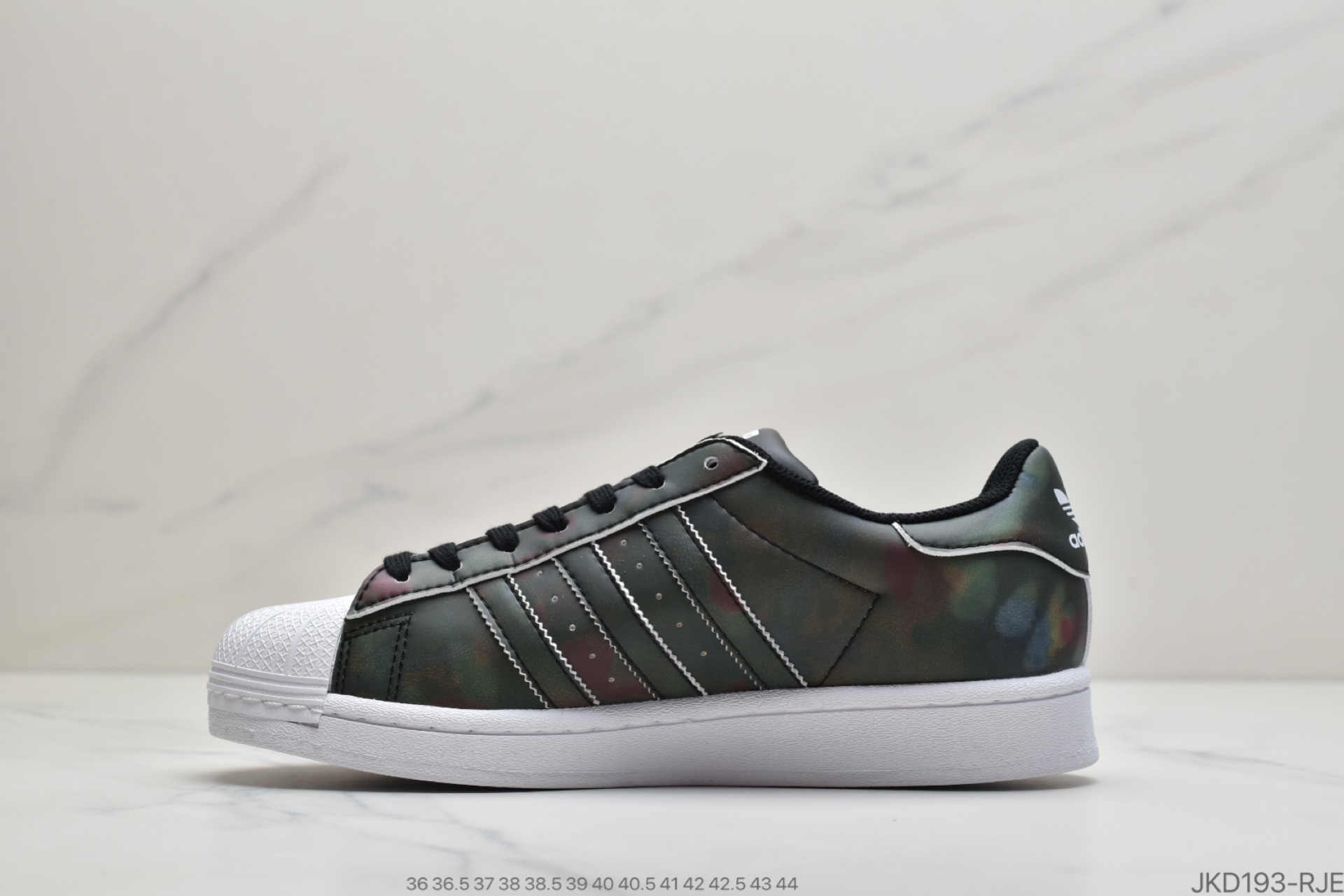 160 adidas三叶草 Originals Superstar 变色贝壳头经典百搭休闲运动板鞋ZF6610