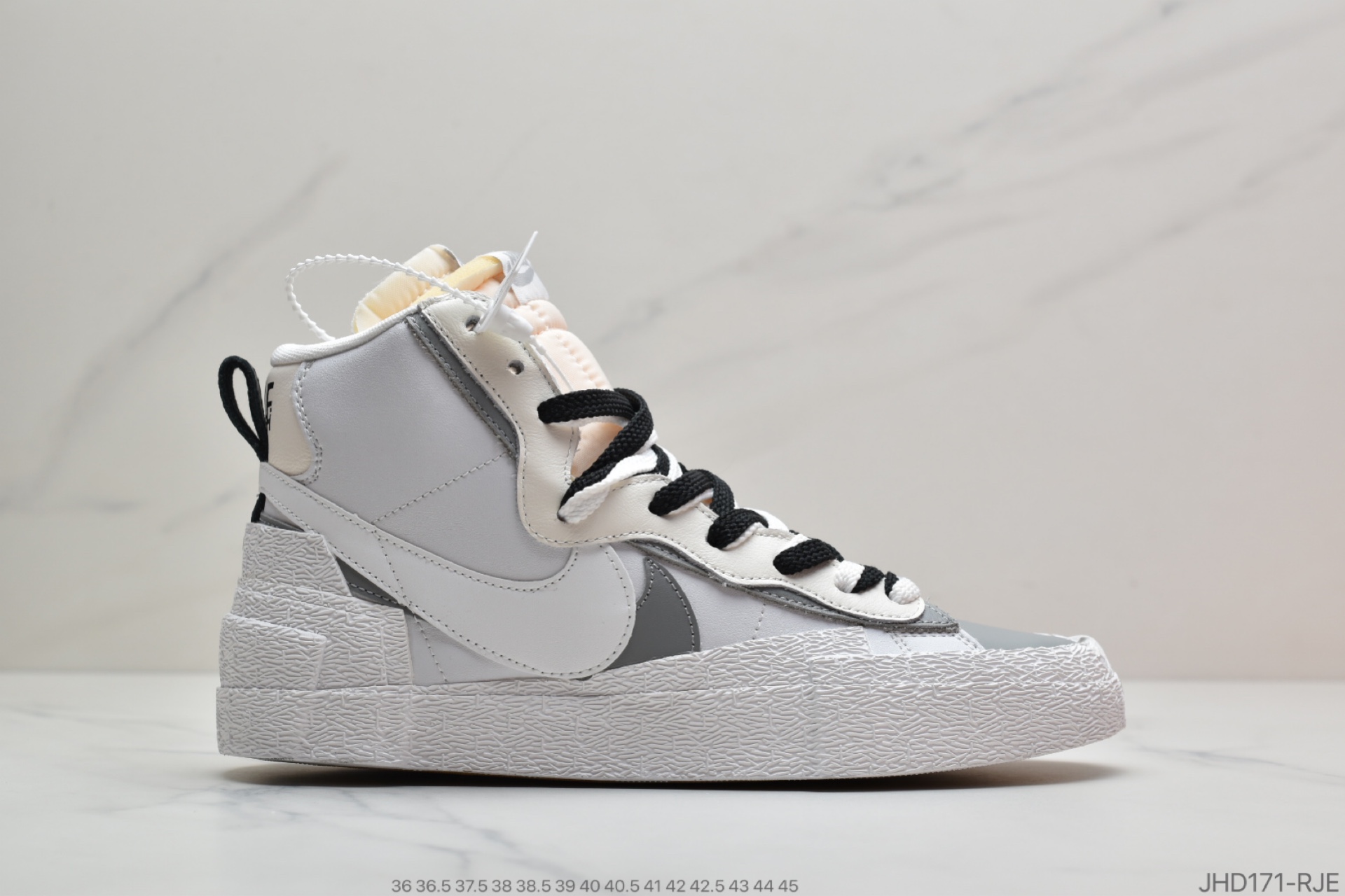 190 日式解构美学品牌SACAI联名 x Nike Blazer High”White/Grey/Black”重叠设计前卫开拓者高帮百搭板鞋“黑灰”BV0072-002