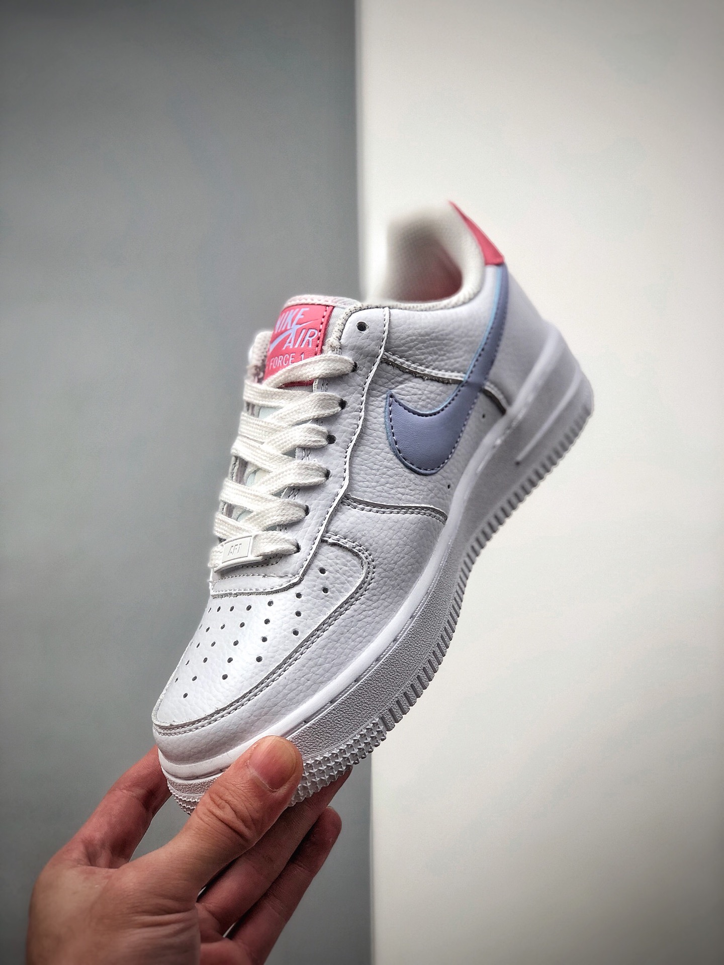 180  耐克Nike Air Force 1 Utility White BLACK Low 空军一号低帮运动休闲板鞋   货号：315115-156