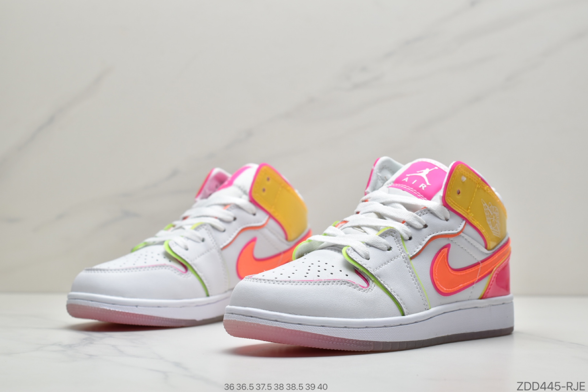 230 公司级 乔丹/Air Jordan 1 Mid SE AJ1/乔1 中帮百搭休闲运动板鞋CV4611-100