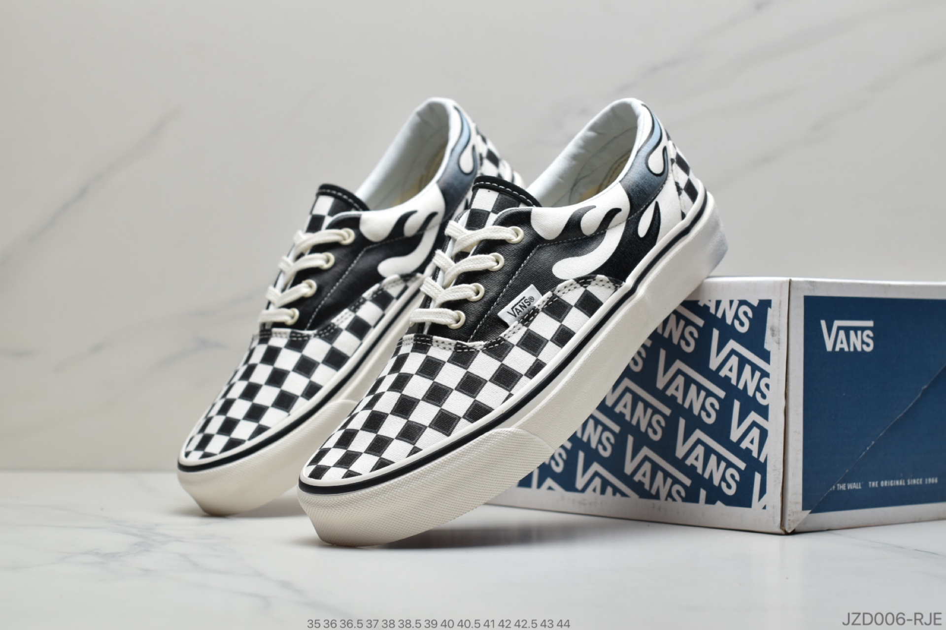 140 公司级万斯VANS 范斯火焰黑白棋盘格slip on VN000EYEBWW