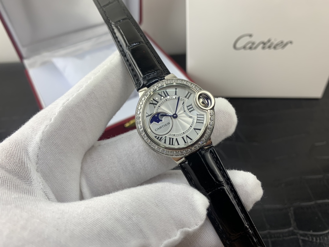 Cartier 皇家 卡地亚蓝气球系列月相镶钻女表