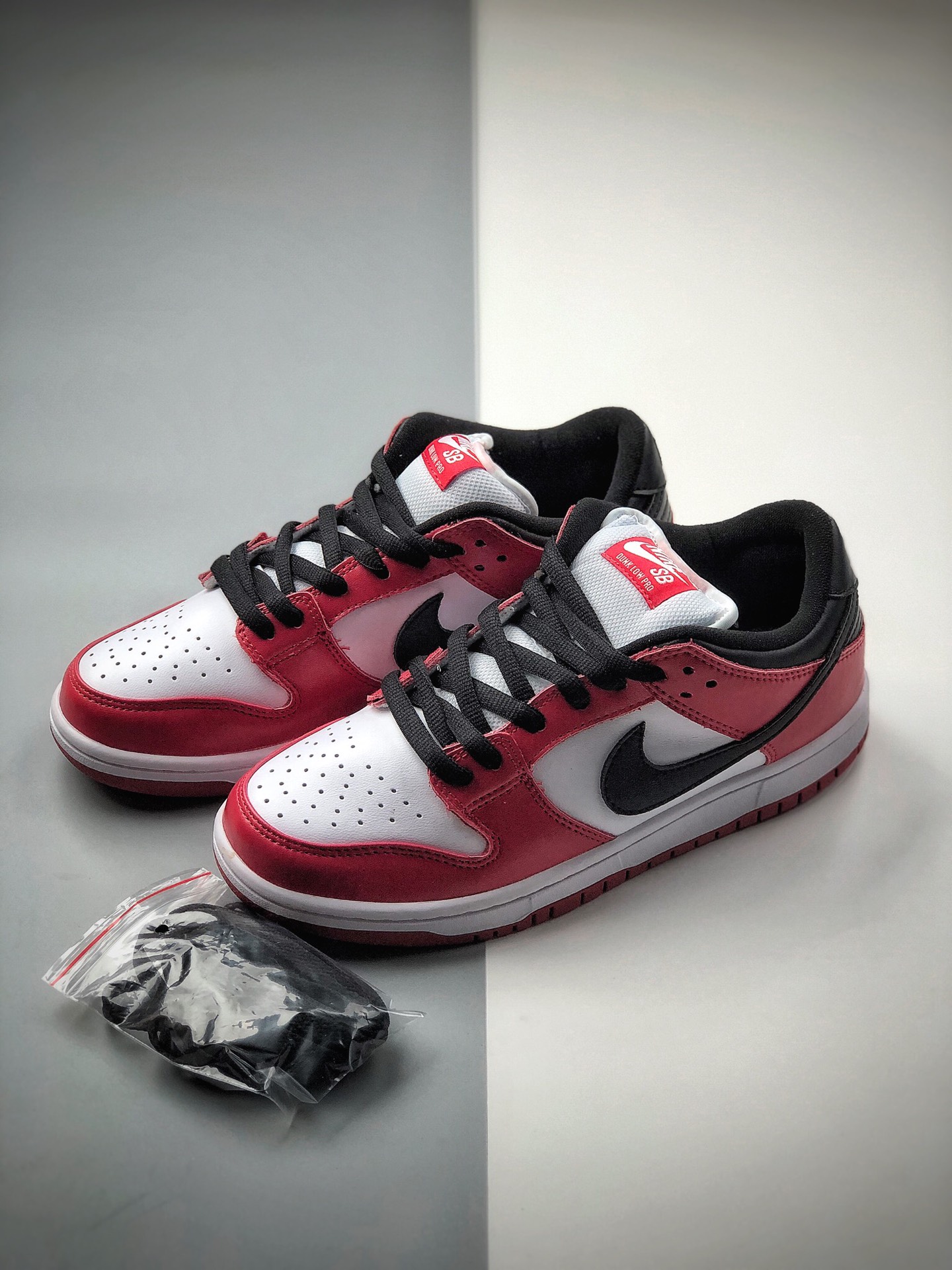 200  Nike SB Dunk Low J-Pack “Shadow” 芝加哥 BQ6817-600