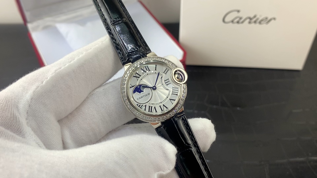 Cartier 皇家 卡地亚蓝气球系列月相镶钻女表视频欣赏
