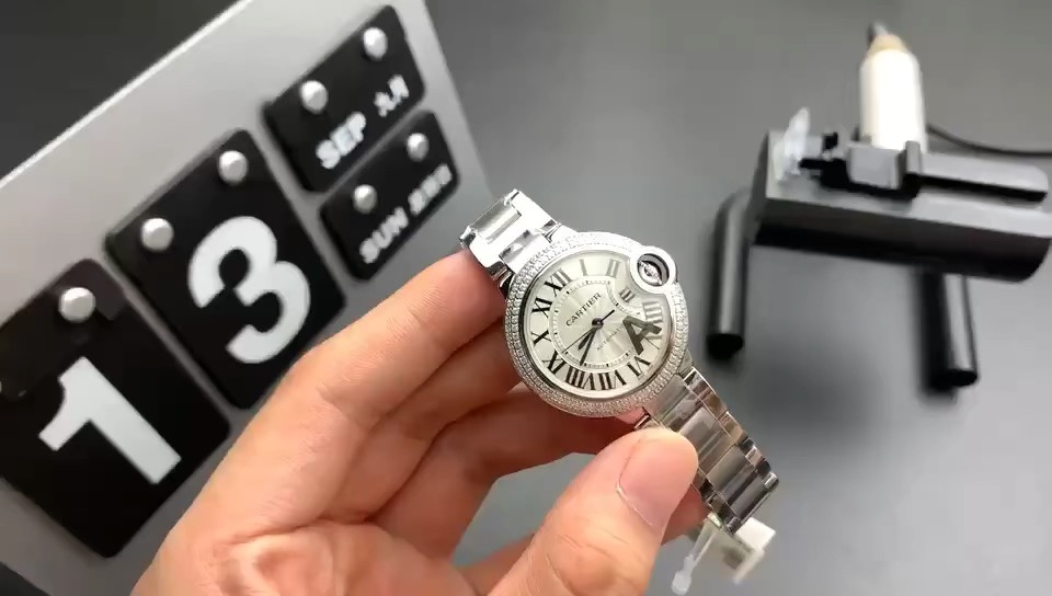 Cartier - Diamond-Set Watch