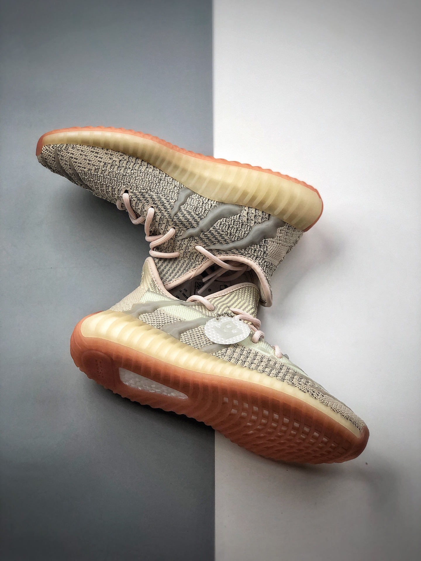290 夜光系列 侃爷再度联乘adidas Yeezy Boost 350 V2 Monster FC8322