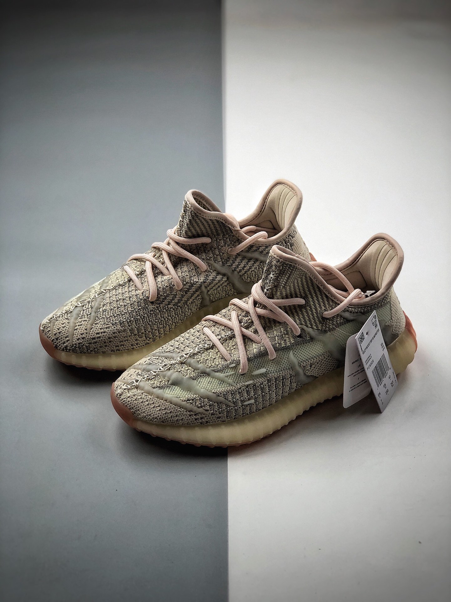 290 夜光系列 侃爷再度联乘adidas Yeezy Boost 350 V2 Monster FC8322