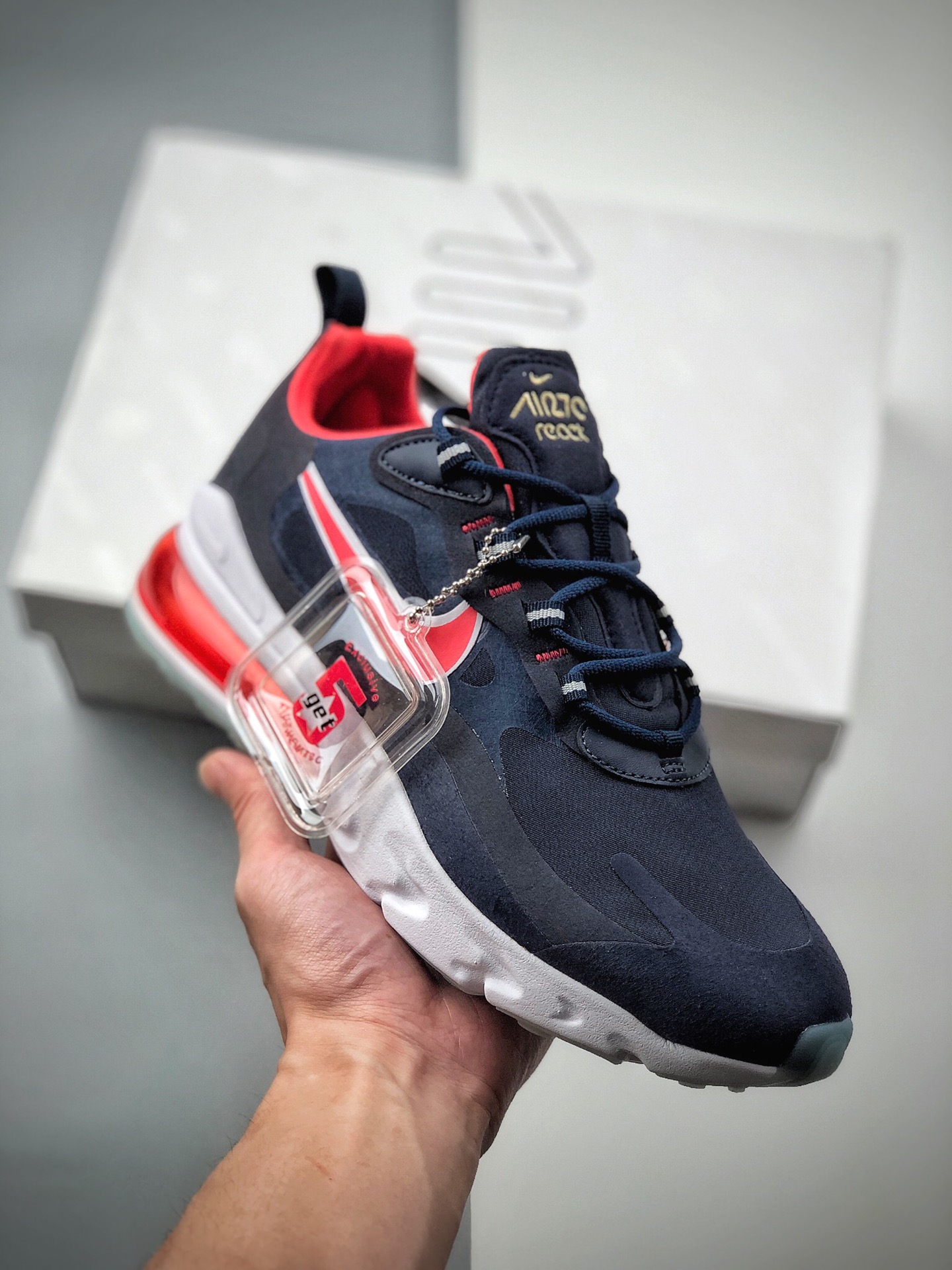 200  公司级耐克Nike Air Max 270 React 瑞亚赛车系列后半掌气垫百搭运动慢跑鞋CT1280-400