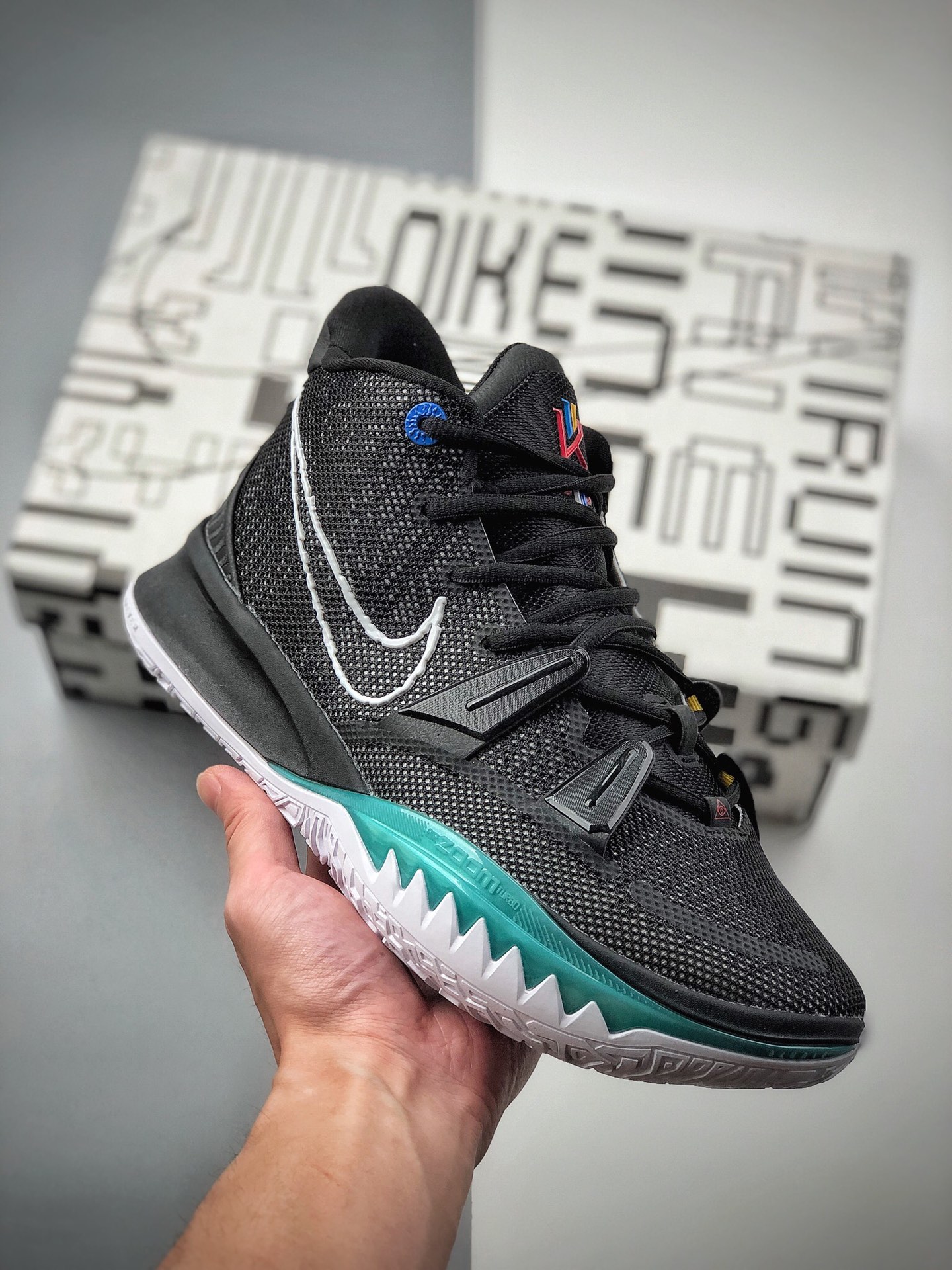 230 欧文全新七代 战靴耐克Nike Kyrie 7 PRE HEAT EP 欧文7代室内休闲运动中帮篮球鞋CQ9327-002