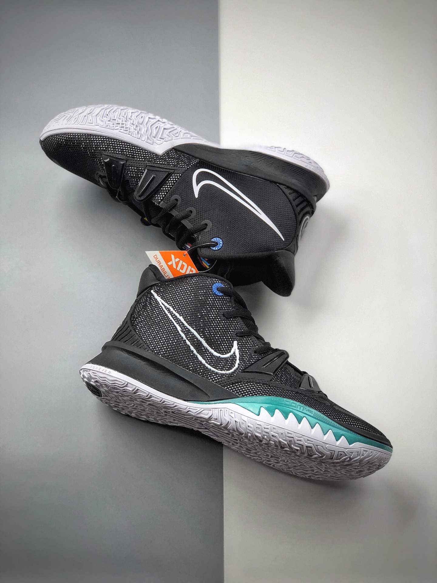 230 欧文全新七代 战靴耐克Nike Kyrie 7 PRE HEAT EP 欧文7代室内休闲运动中帮篮球鞋CQ9327-002