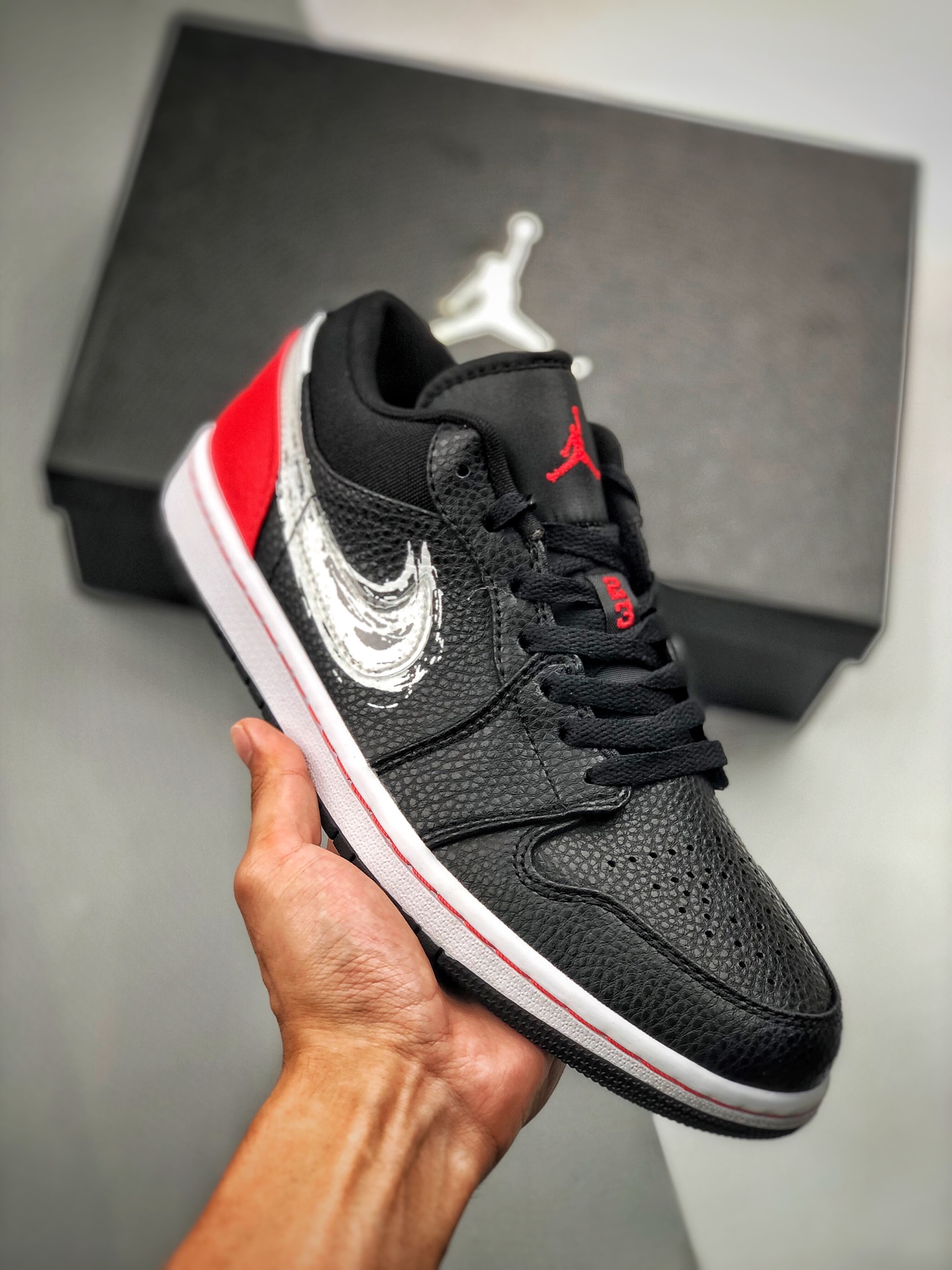 Air Jordan 1 low, graffiti en negro y rojo, nuevo color sincronizado oficialmente, producto de nivel original, #rechaza…