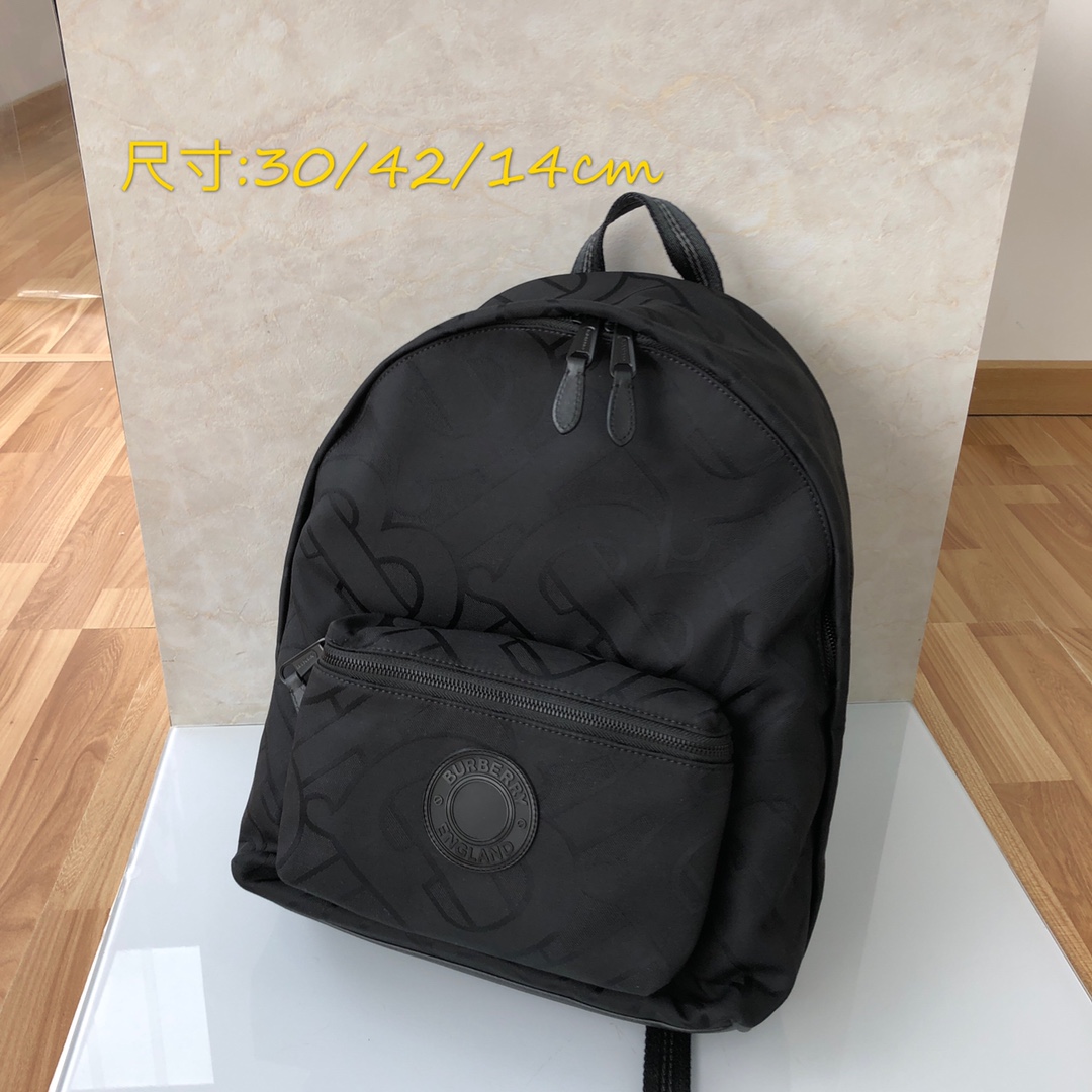 Burberry背包 2