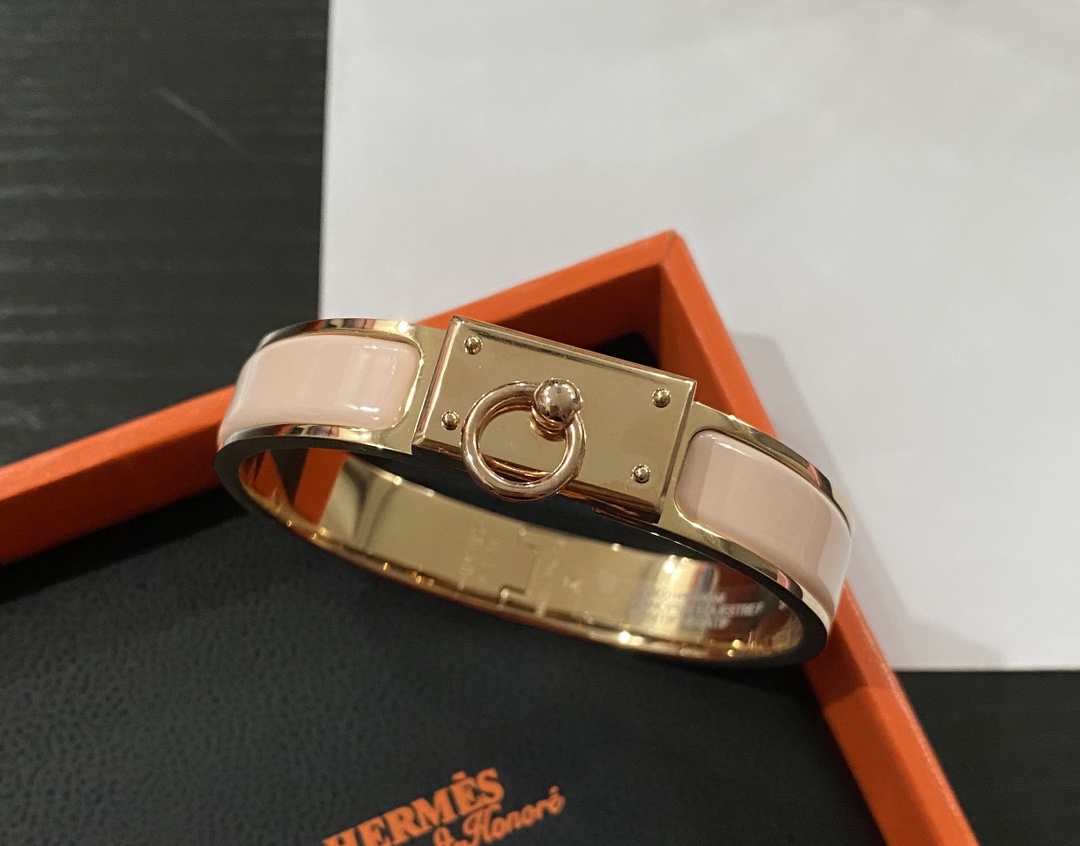 US$ 91.80 - Hermès Clic Anneau bracelet - www.comingfashions.com