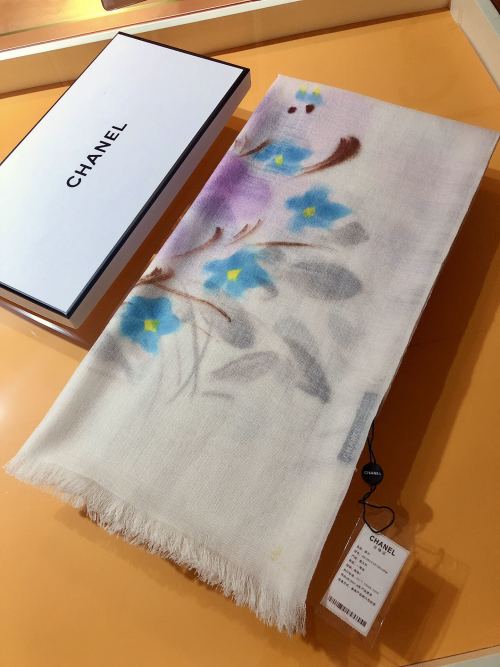 Chanel Floral Print Scarf in Baby Cashmere and Silk Blend, 70x200 cm 1 Chanel Floral Print Scarf in Baby Cashmere and Silk Blend, 70x200 cm