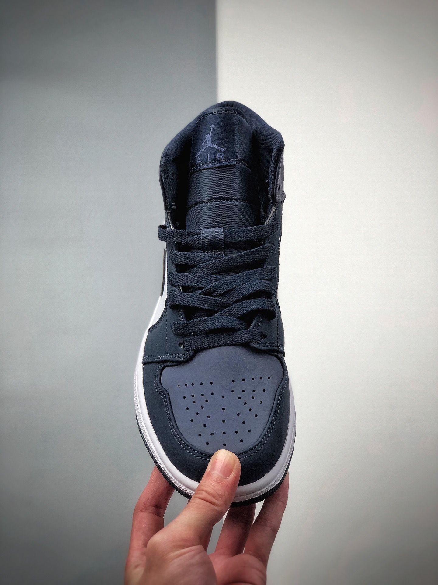 260  Air Jordan 1 Mid 蓝月Sanded Purple 最终版本 554724-445