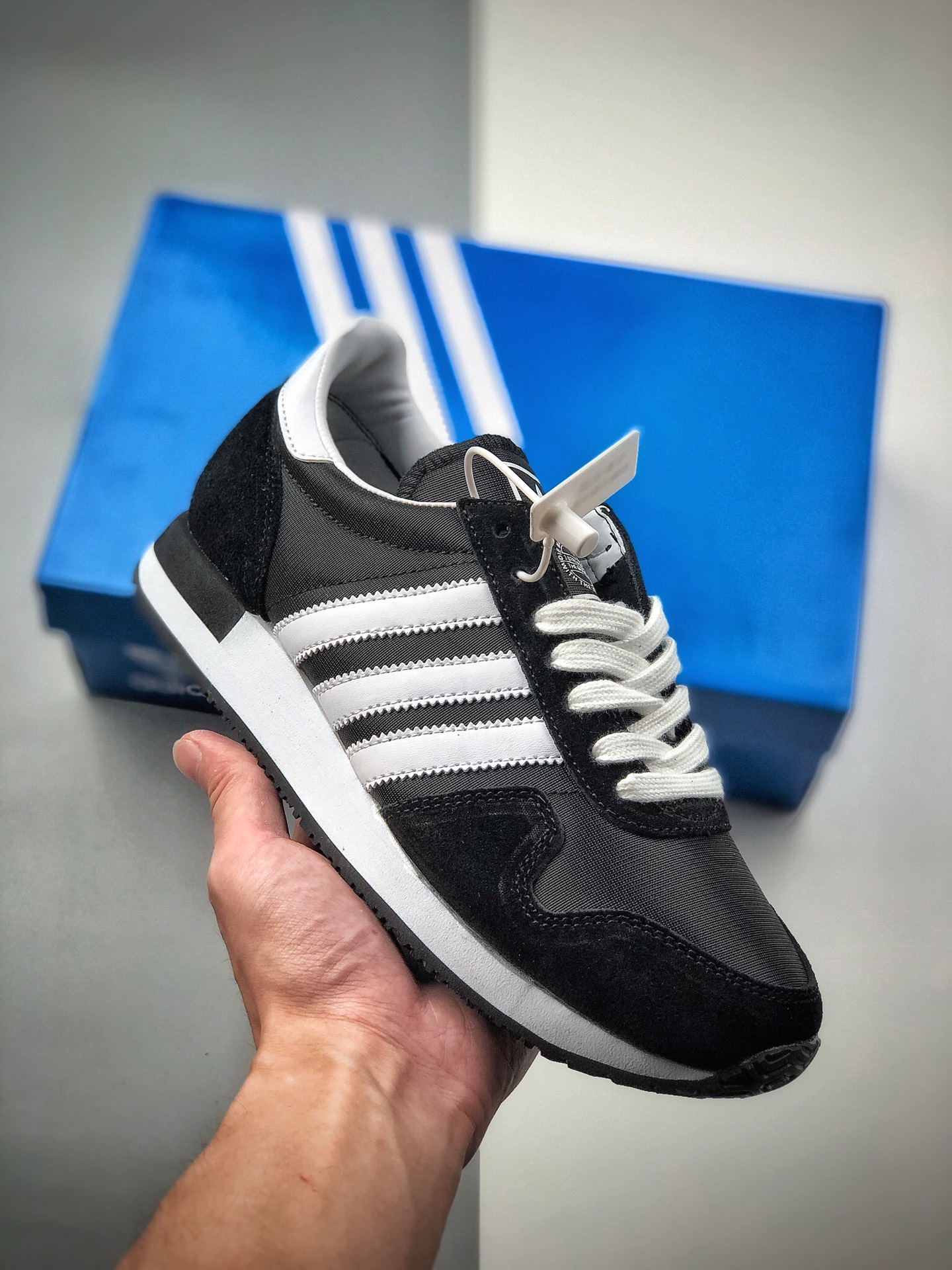 150  ADIDAS 阿迪达斯 三叶草 USA 84 复古鸳鸯双色鞋FW3277