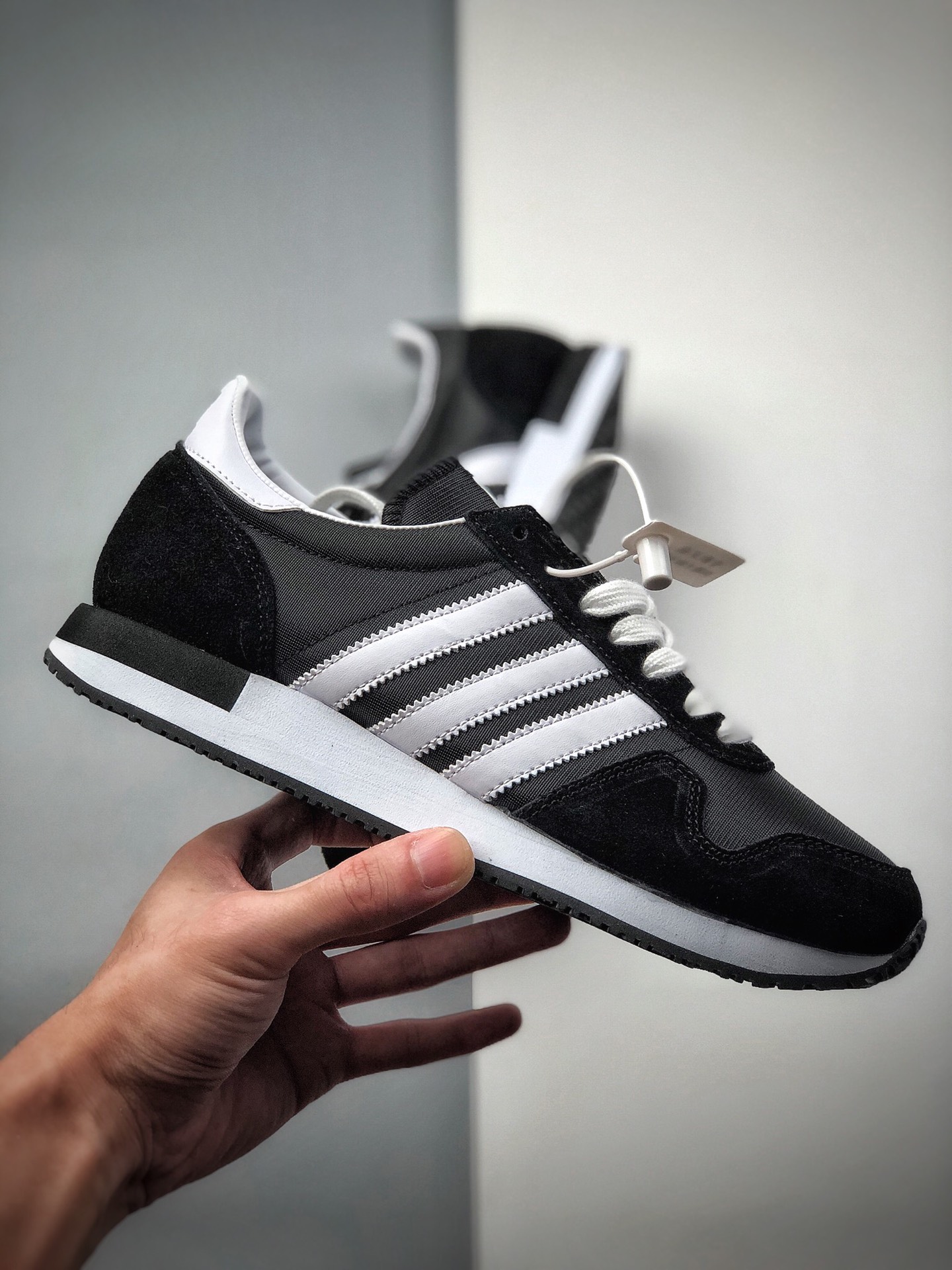 150  ADIDAS 阿迪达斯 三叶草 USA 84 复古鸳鸯双色鞋FW3277