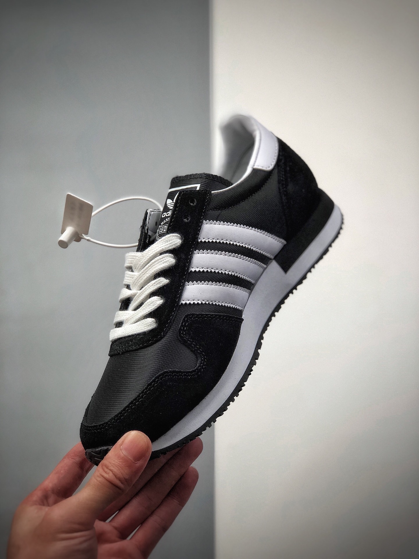 150  ADIDAS 阿迪达斯 三叶草 USA 84 复古鸳鸯双色鞋FW3277