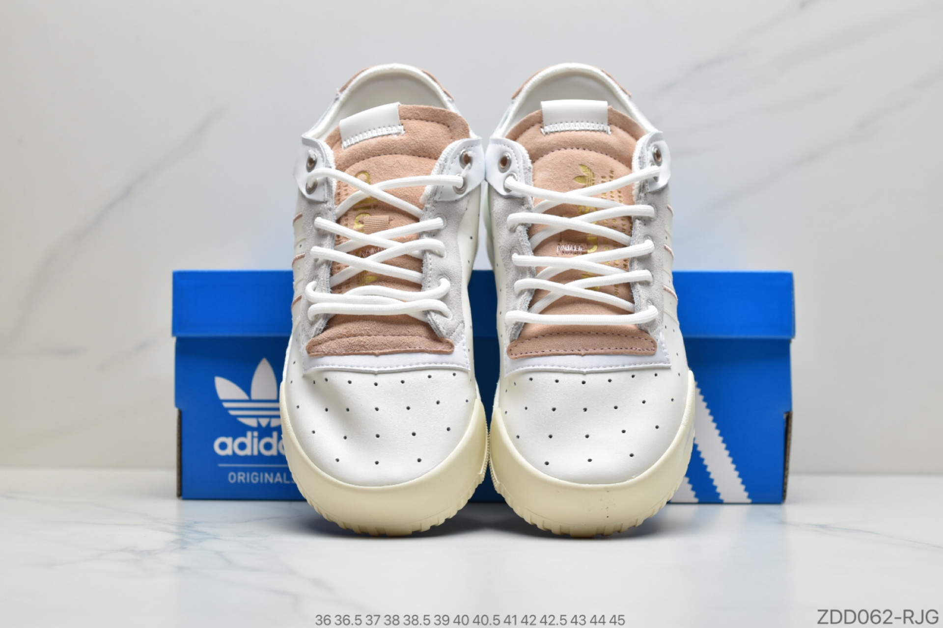 230 Adidas 阿迪达斯 Rivalry RM 三叶草 BOOST中底 中性男女休闲板鞋 EE6378