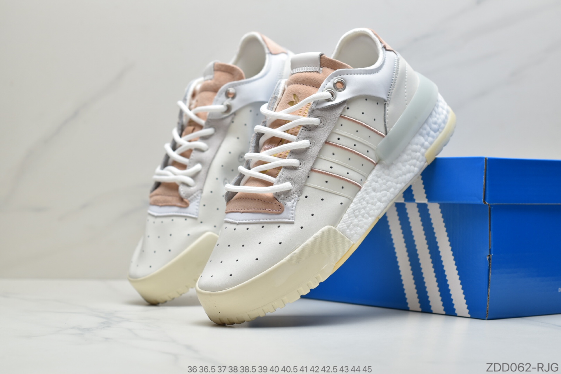 230 Adidas 阿迪达斯 Rivalry RM 三叶草 BOOST中底 中性男女休闲板鞋 EE6378