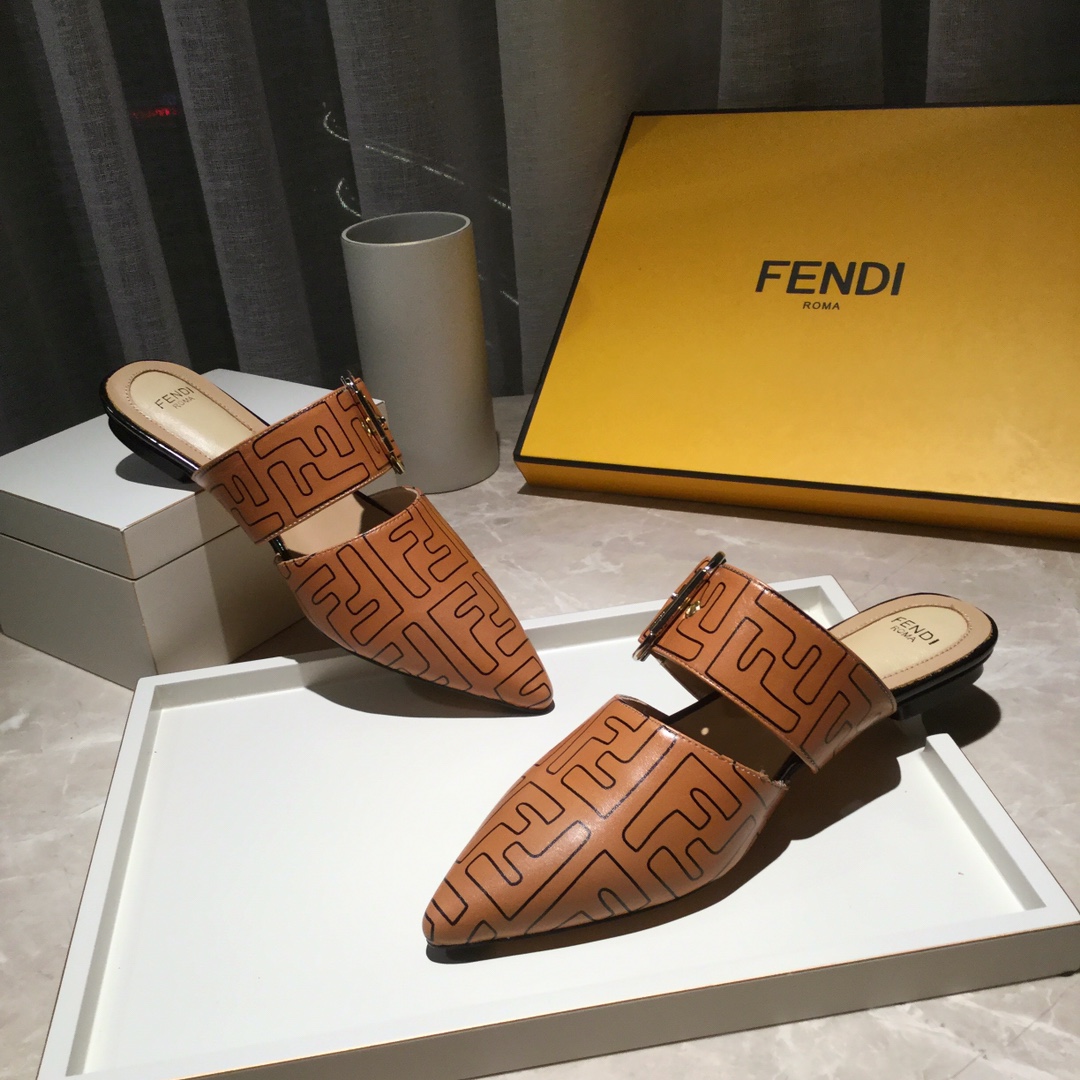 𝙁𝙀𝙉𝘿𝙄 Fendi Counter New Pointed Toe Wide Wrap Ankle Strap Mule Shoes Pointed Toe Wrap Strap Fla