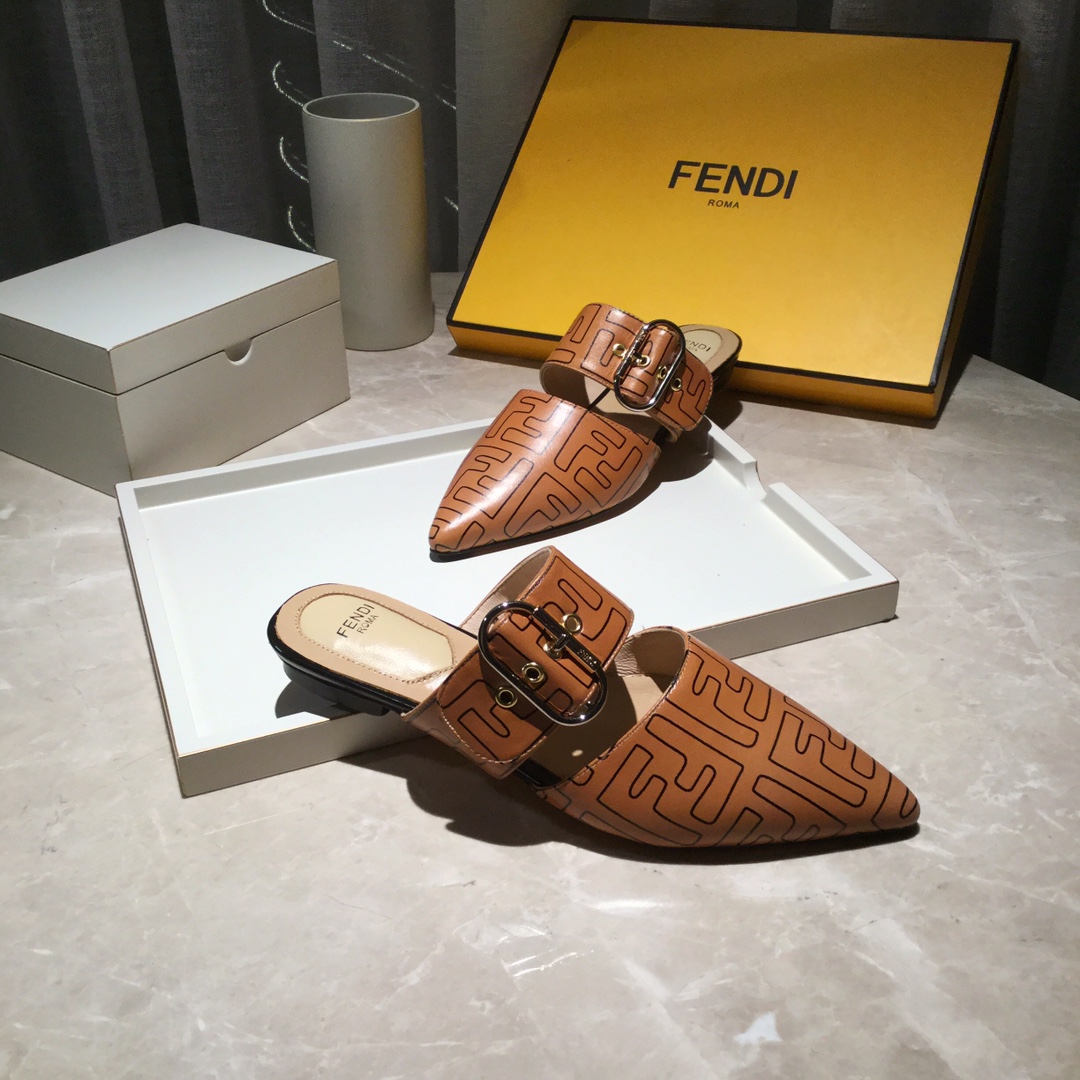 𝙁𝙀𝙉𝘿𝙄 Fendi Counter New Pointed Toe Wide Wrap Ankle Strap Mule Shoes Pointed Toe Wrap Strap Fla