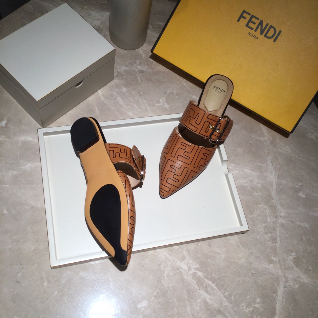 𝙁𝙀𝙉𝘿𝙄 Fendi Counter New Pointed Toe Wide Wrap Ankle Strap Mule Shoes Pointed Toe Wrap Strap Fla