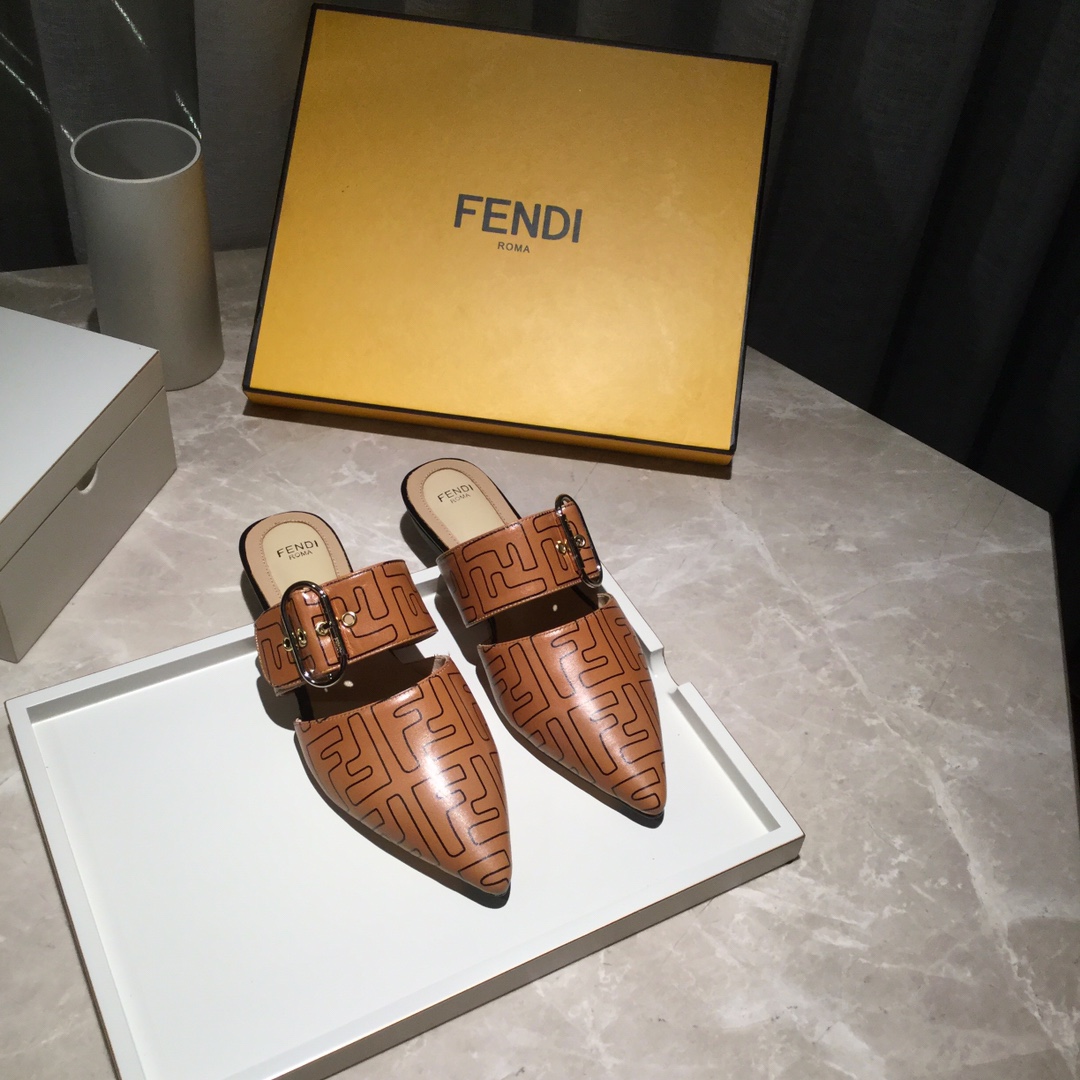 𝙁𝙀𝙉𝘿𝙄 Fendi Counter New Pointed Toe Wide Wrap Ankle Strap Mule Shoes Pointed Toe Wrap Strap Fla