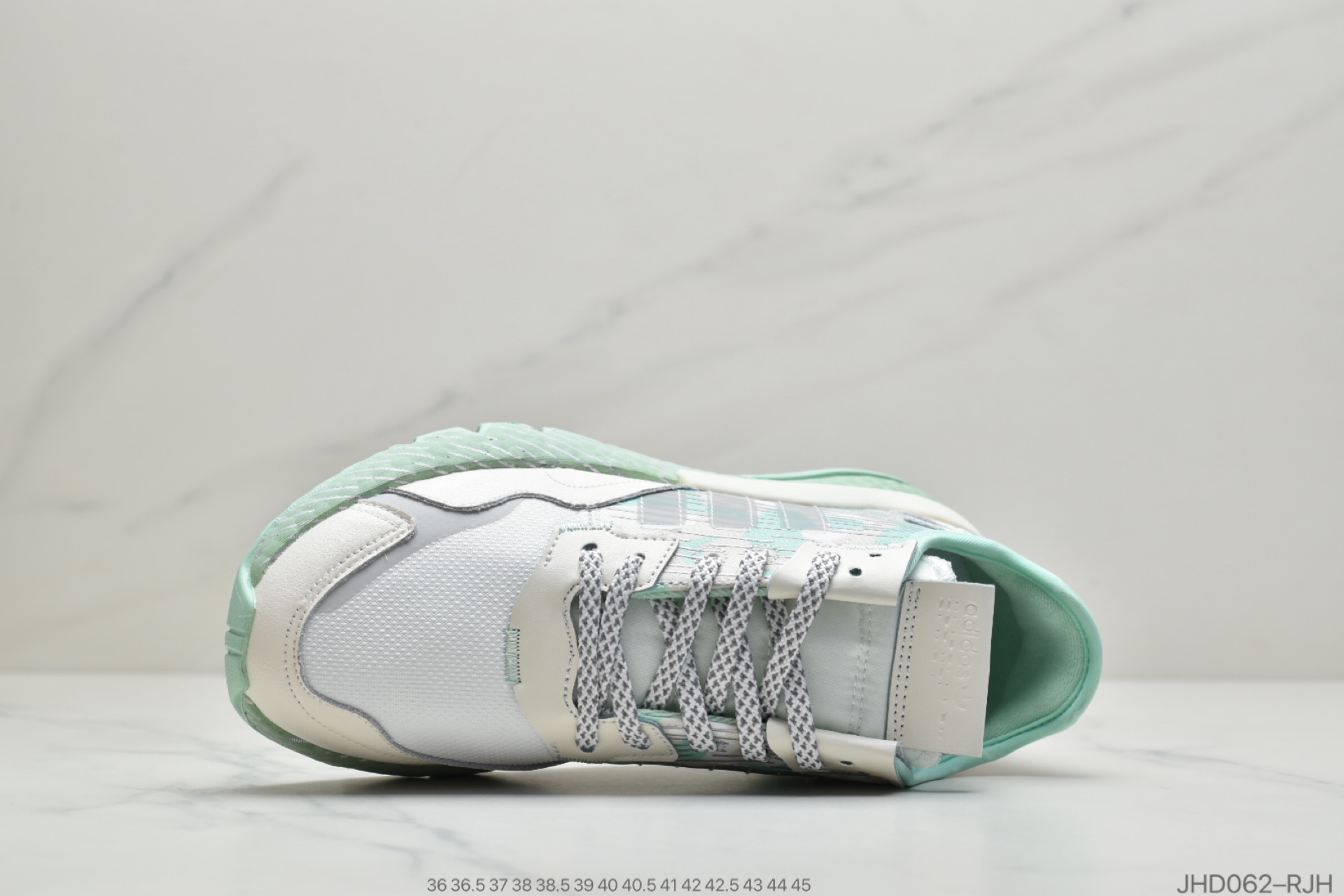 190 公司级阿迪达斯Nite Jogger 2019 Boost联名夜行者 FV1325