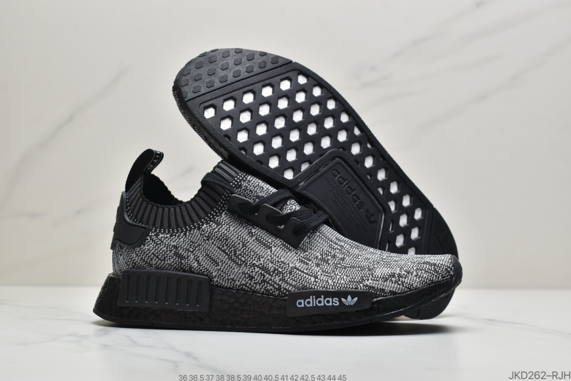 160 公司级阿迪达斯NMD_R1 Boost Primeknit Pitch Black S80489 黑魂
