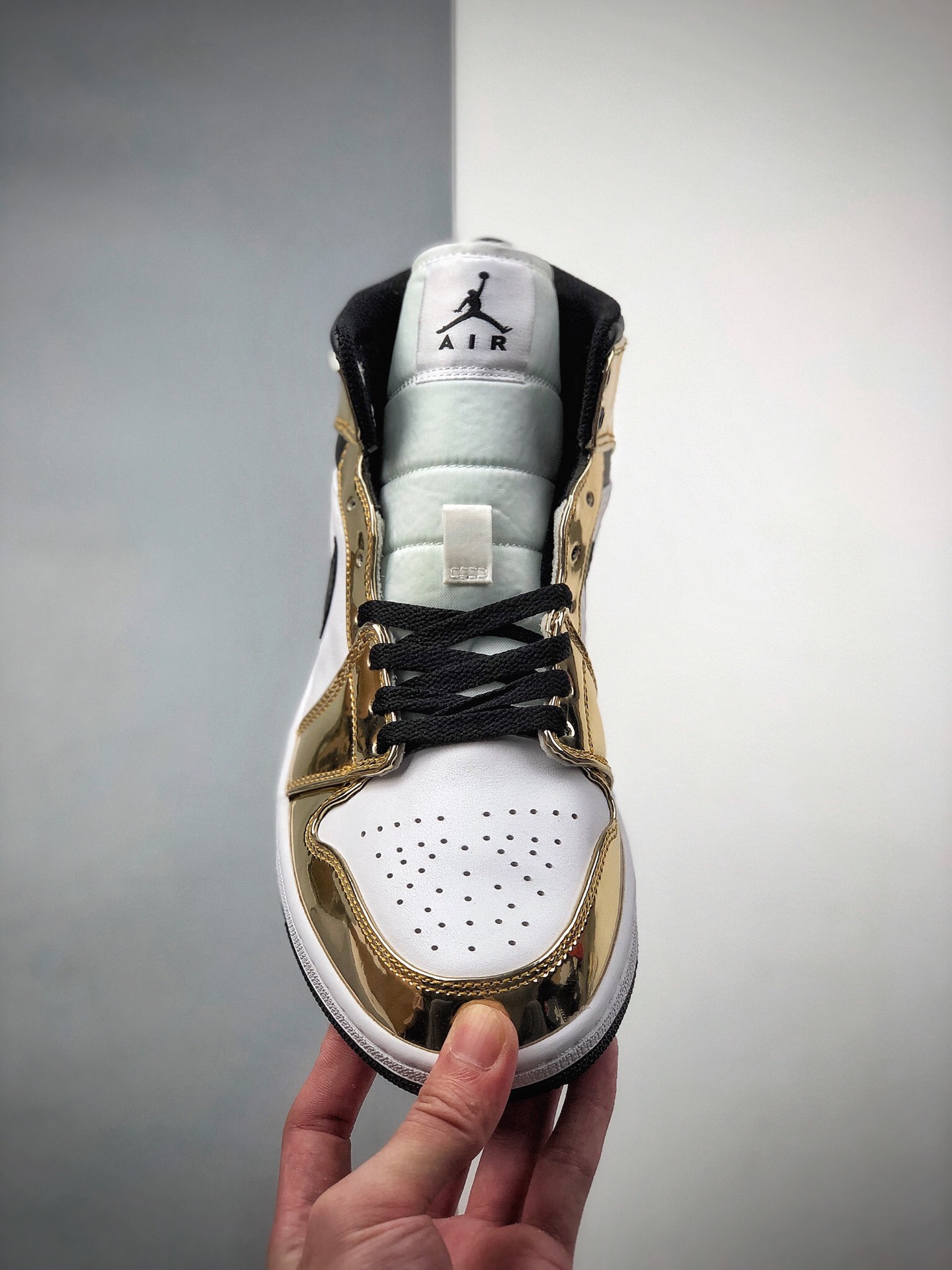 270 Air Jordan 1 Mid“Metallic Gold”AJ1 乔1中邦 白金配色DC1419-700