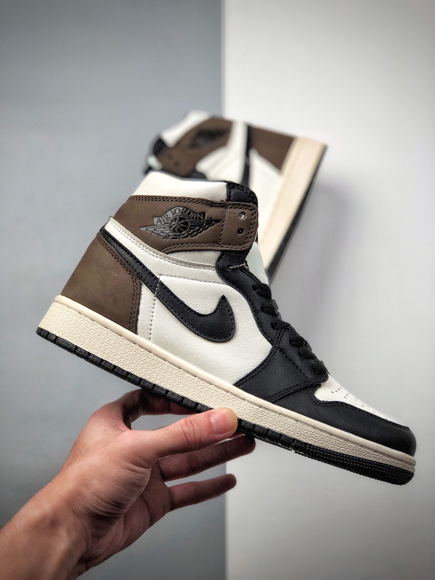 270 Air Jordan 1 Retro High OG 高帮 555088-061