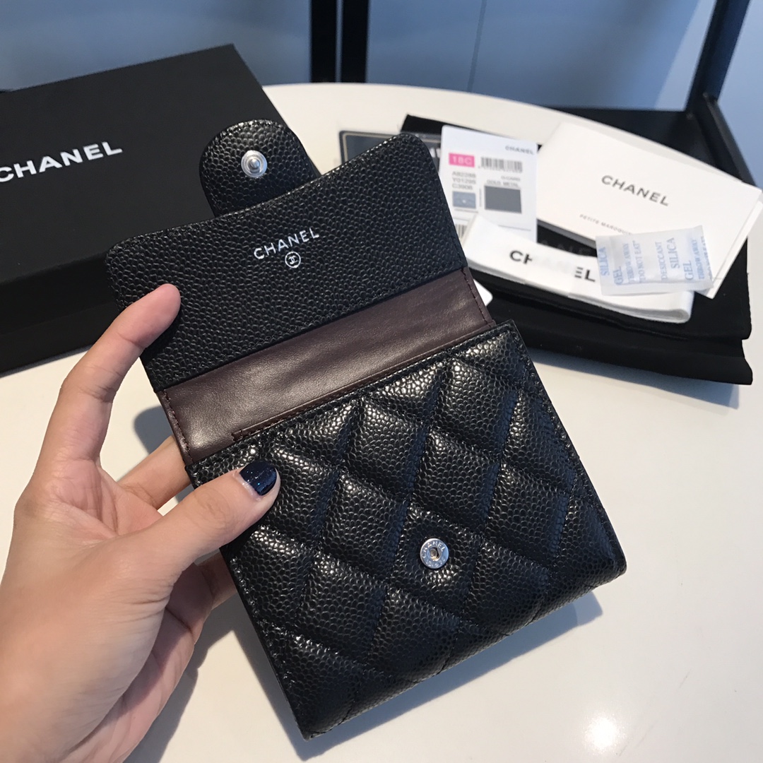 quilted short 3-fold wallet 🎀🎀 Counter's latest arrival, short 3-fold s 6