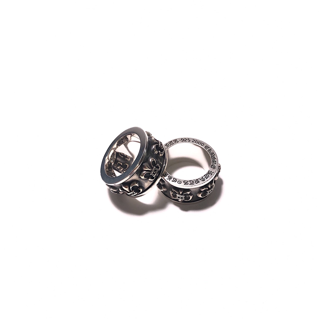 Chrome Hearts 𝐂𝐡𝐫𝐨𝐦𝐞 𝐡𝐞𝐚𝐫𝐭克罗心 童军花旋转戒