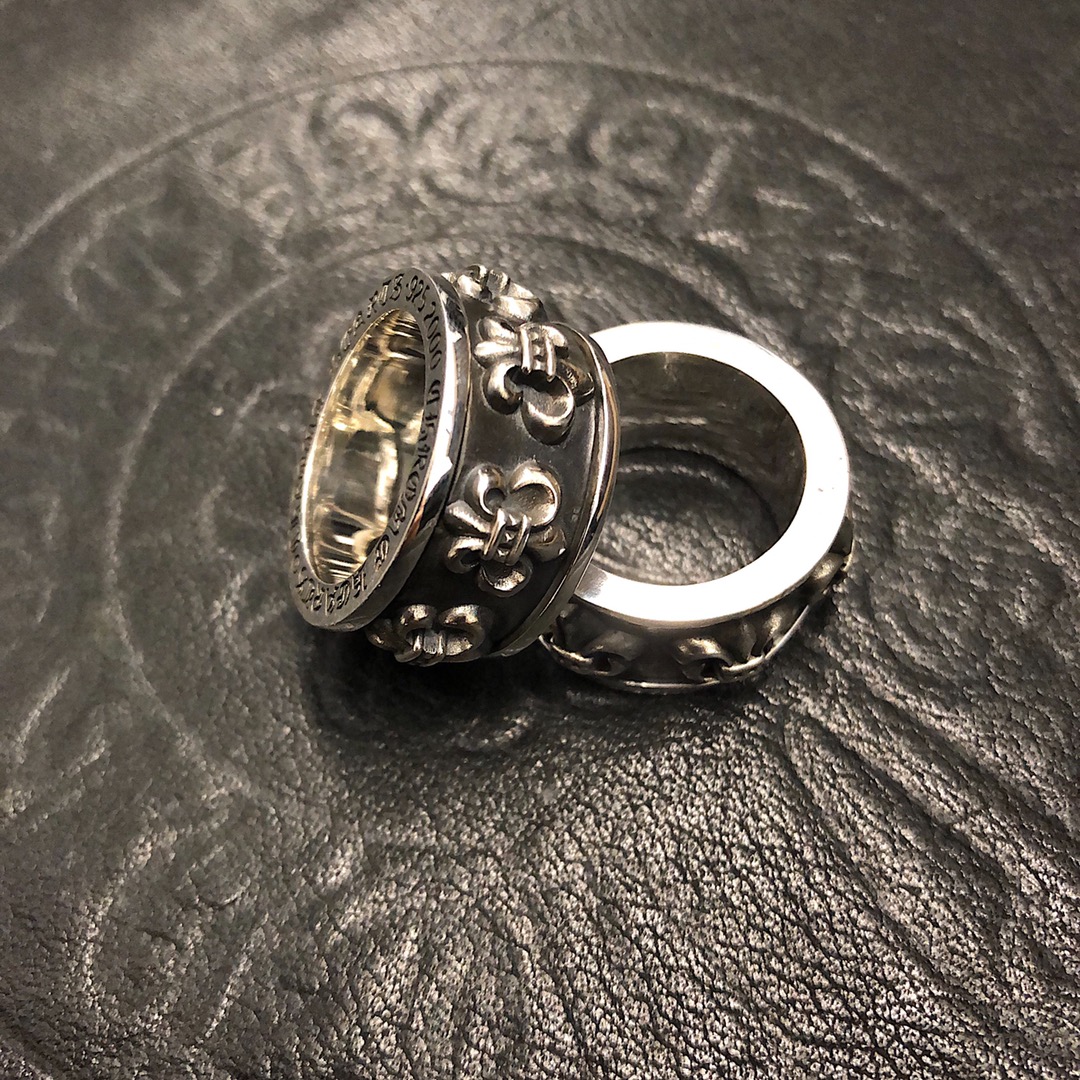 Chrome Hearts 𝐂𝐡𝐫𝐨𝐦𝐞 𝐡𝐞𝐚𝐫𝐭克罗心 童军花旋转戒