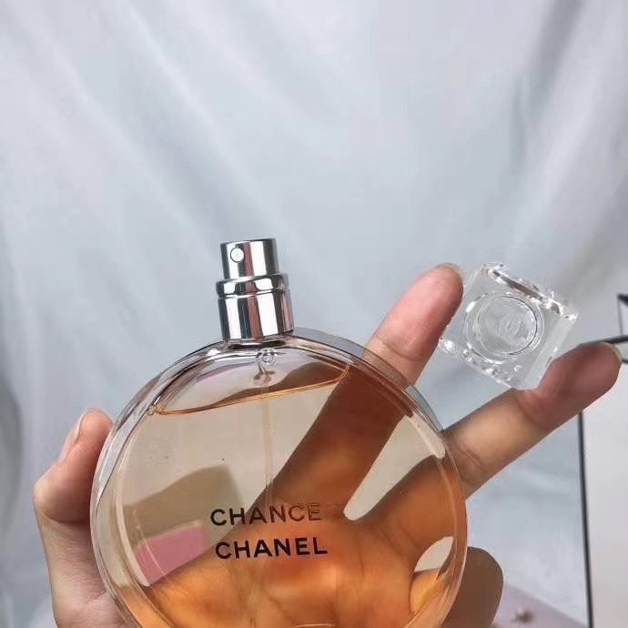 85💰专柜品质
Chanel香奈儿机遇黄邂逅EDT淡香精女士香水100ml，【香调】清新花香调【前味】菠萝、鸢尾、广藿香、粉胡椒、风信子【中味】茉莉、柠檬【后味】麝香、广藿香、香根草