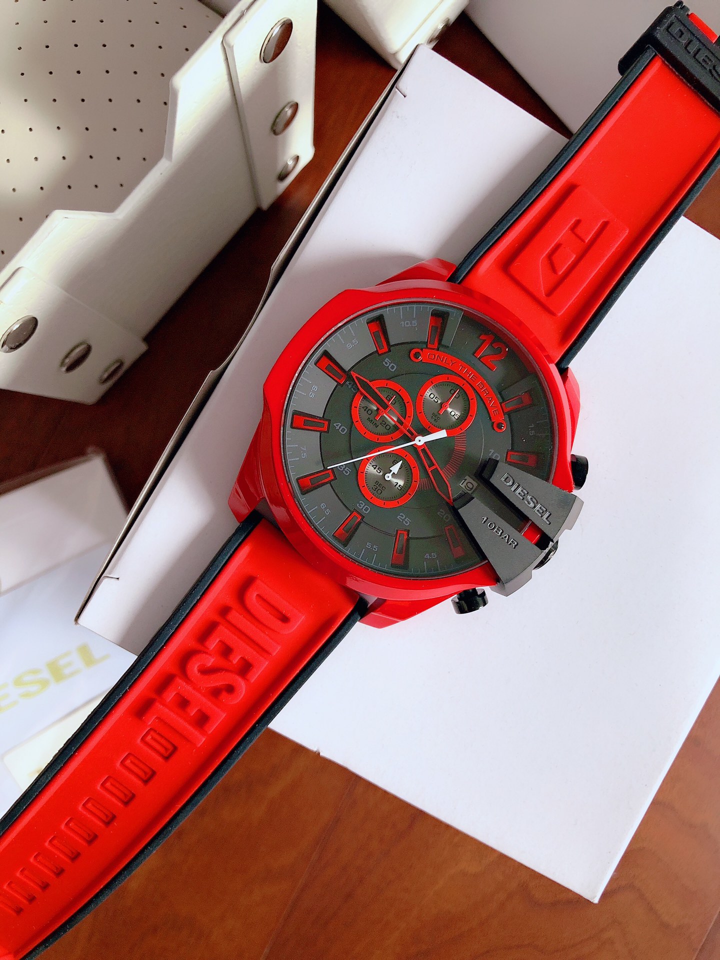 High-Quality Original Silicon Tape Watch: DIESEL DZ4526, 50mm x 12mm. Stone-Based Core, Mineral Glass, Steel Plating. - 图片 6