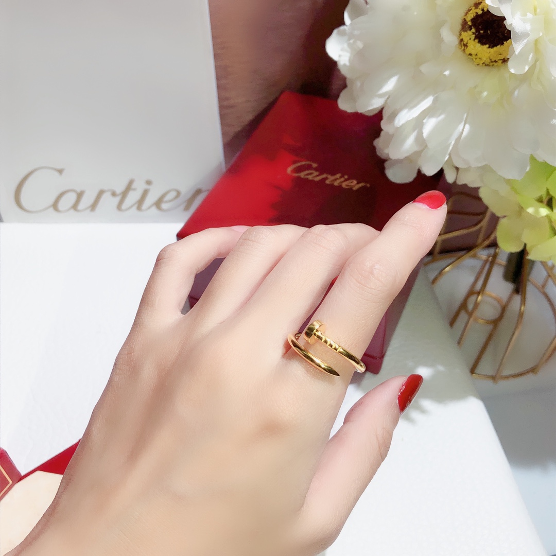厚金电镀光面版卡地亚Cartier专柜复刻钉子造型戒指光金版925纯银电镀三层持久闪亮个性时尚佩戴舒适️