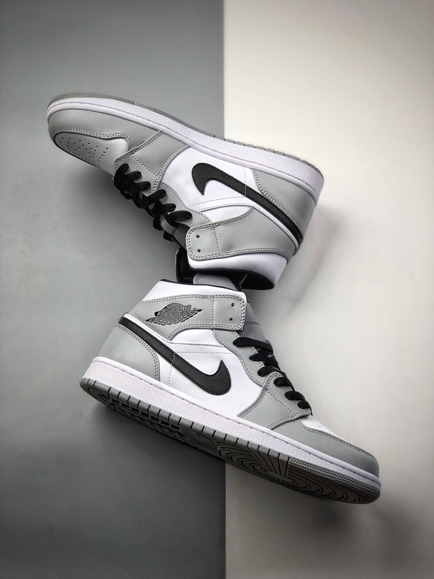 270 支持 Air Jordan 1 Mid 烟灰小影子554724-092