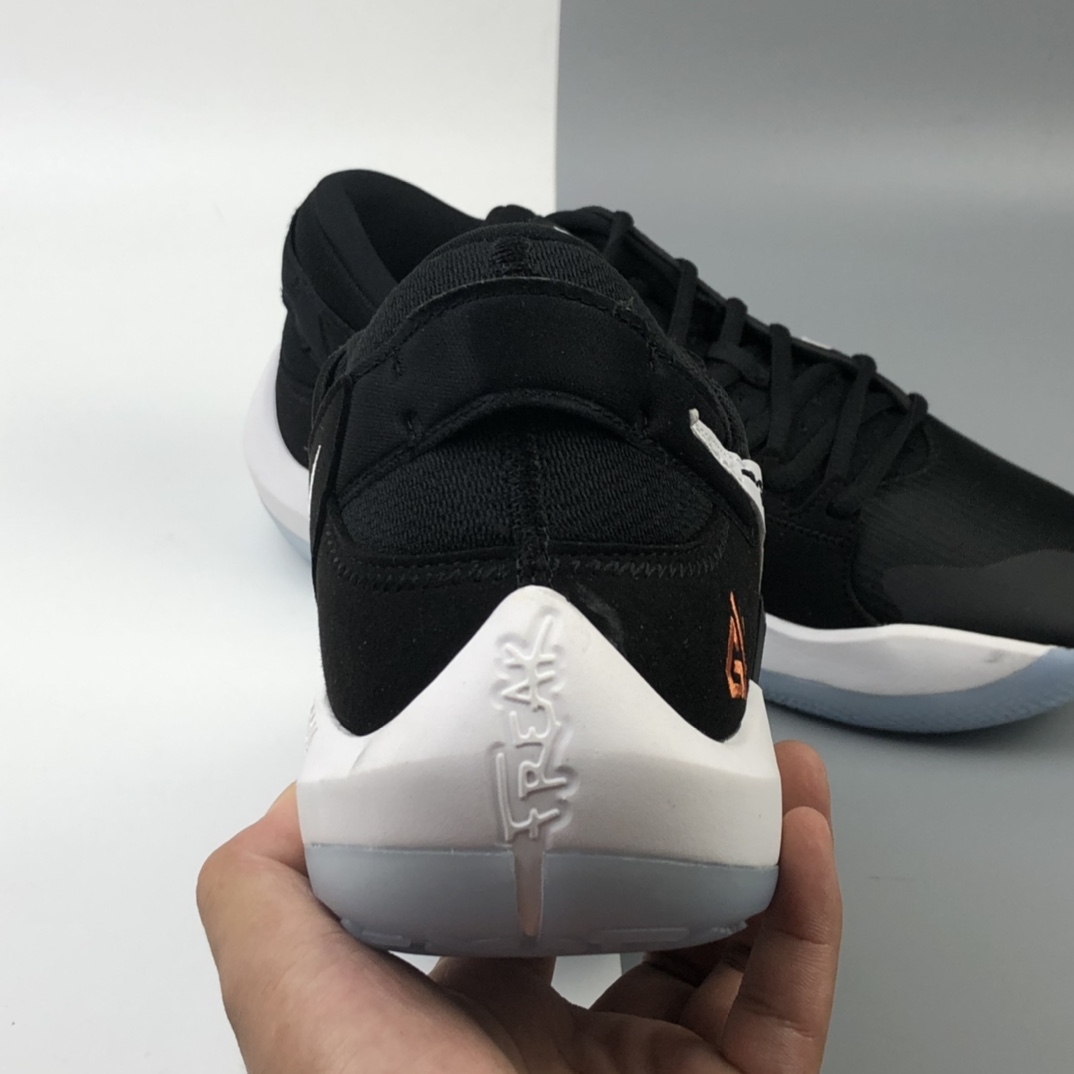 200 Nike Zoom Freak 2 二代字母哥签名款 实战篮球鞋 CK5424-001