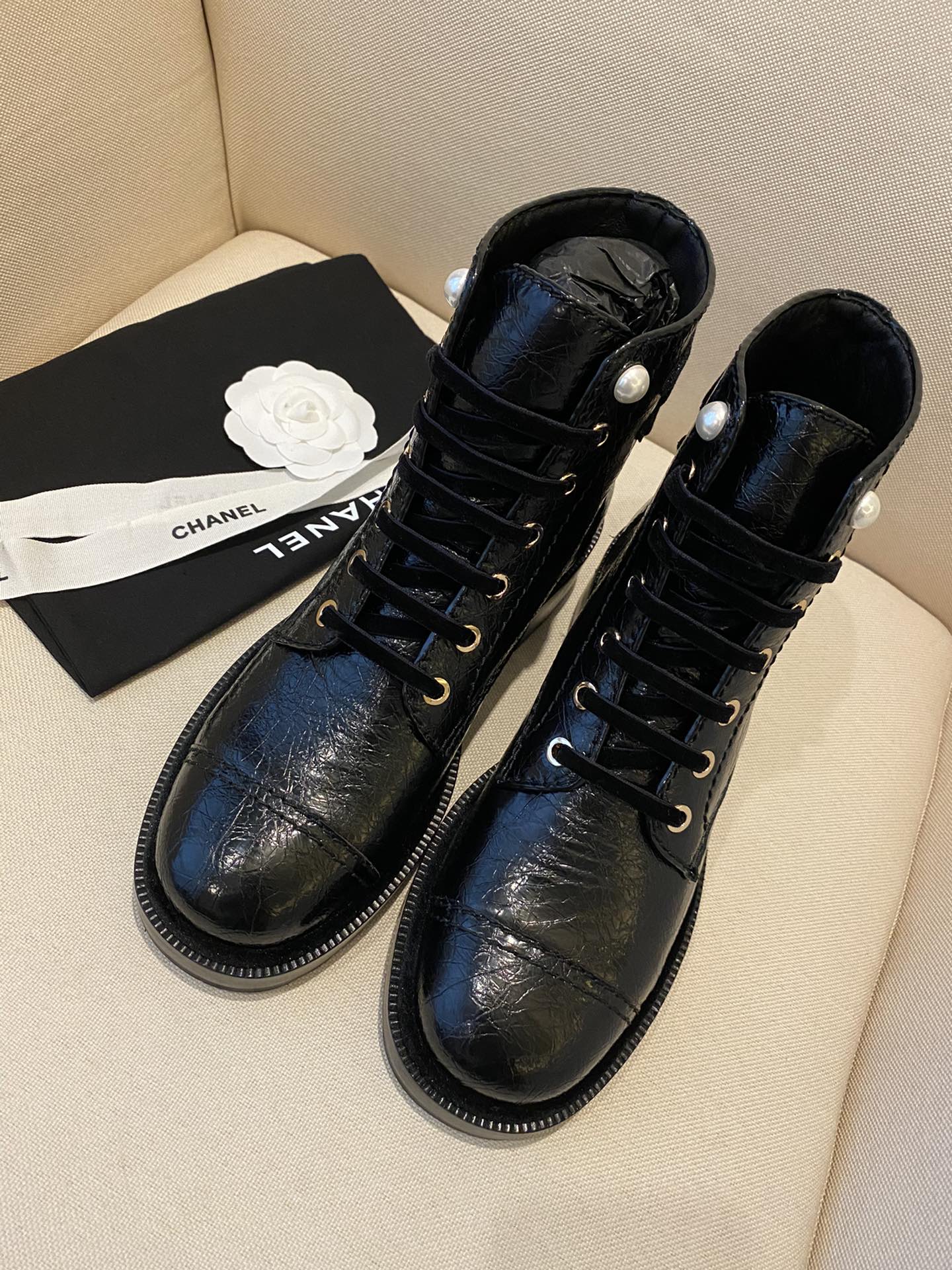 CHANEL 秋冬モデル レディースブーツ スリッポン ストレートブーツ 乗馬ブーツ イタリア製本革アウトソール